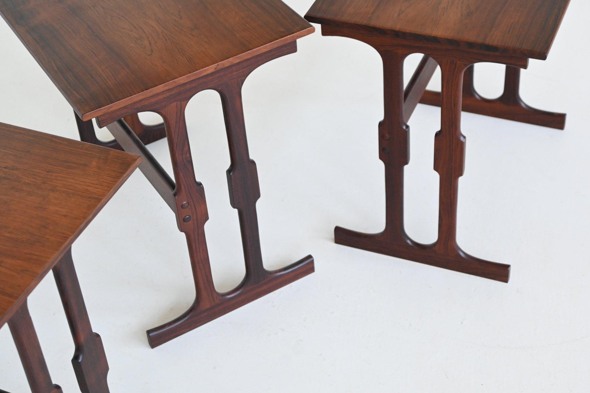 Rosewood Johannes Andersen nesting tables in rosewood Silkeborg Denmark 1960 For Sale
