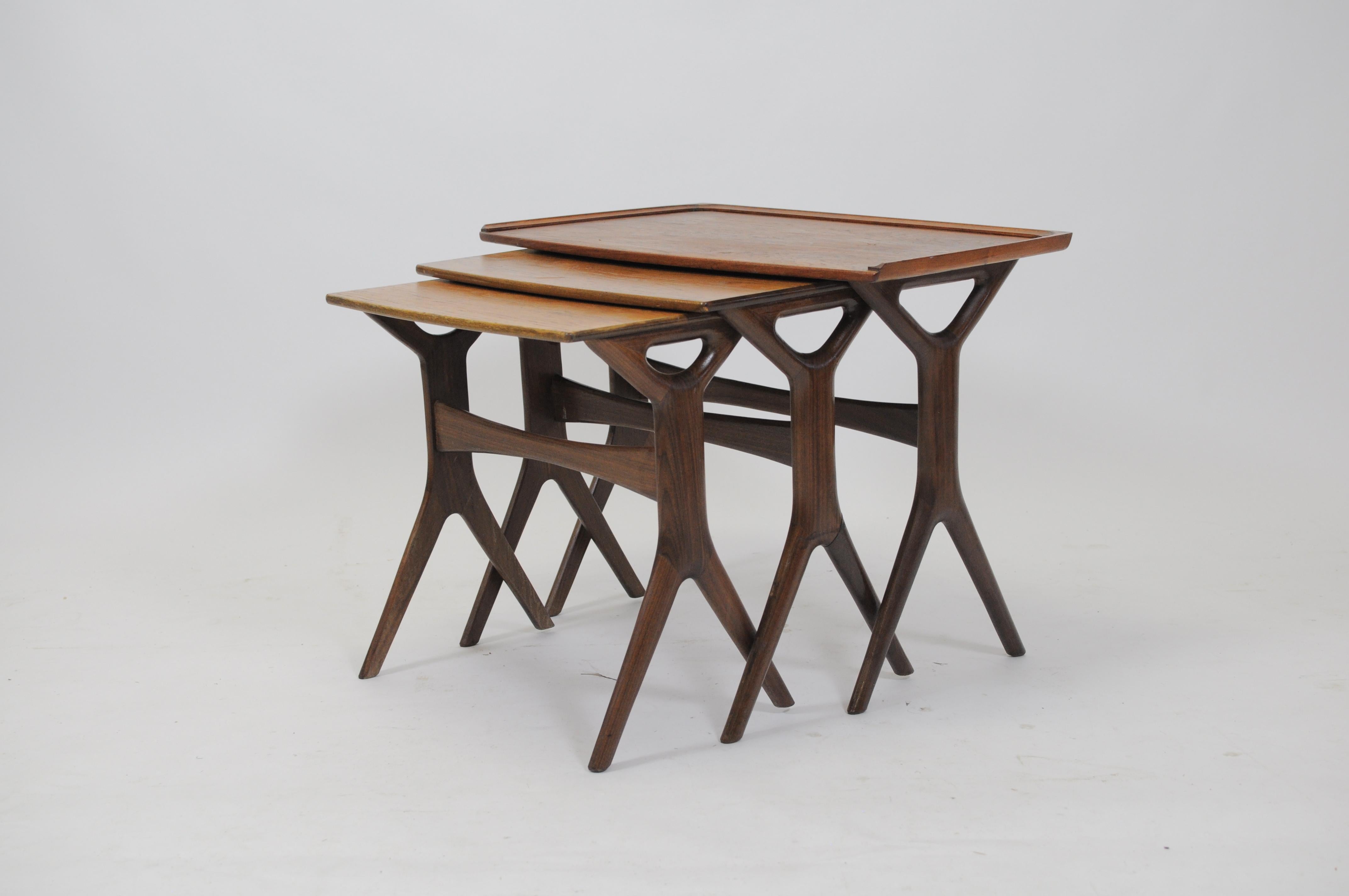 Johannes Andersen Restored and Refinished Teak Nesting Tables by CFC Silkeborg In Good Condition For Sale In Knebel, DK