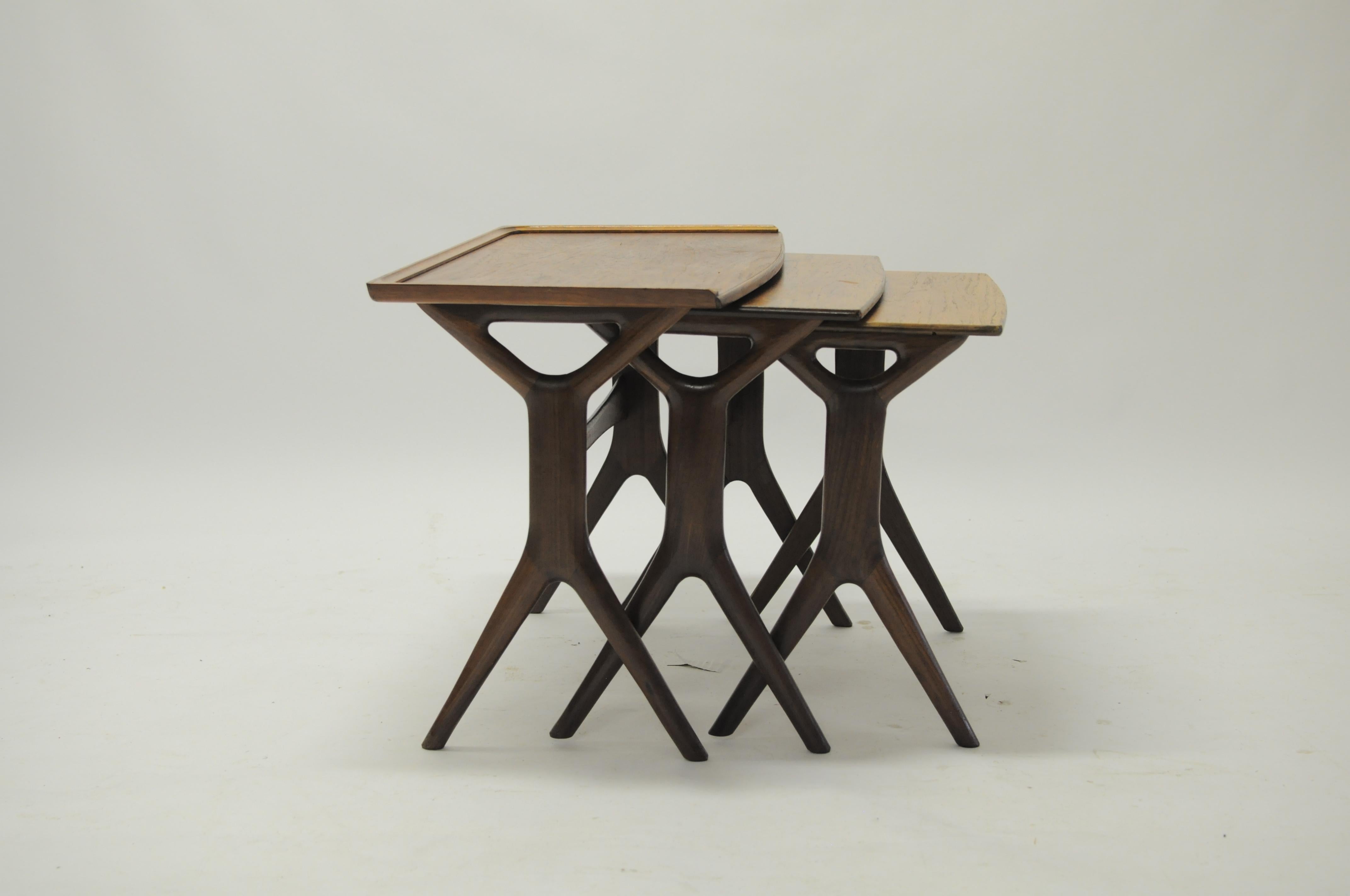 Tables gigognes Johannes Andersen restaurées et restaurées en teck par CFC Silkeborg en vente 1