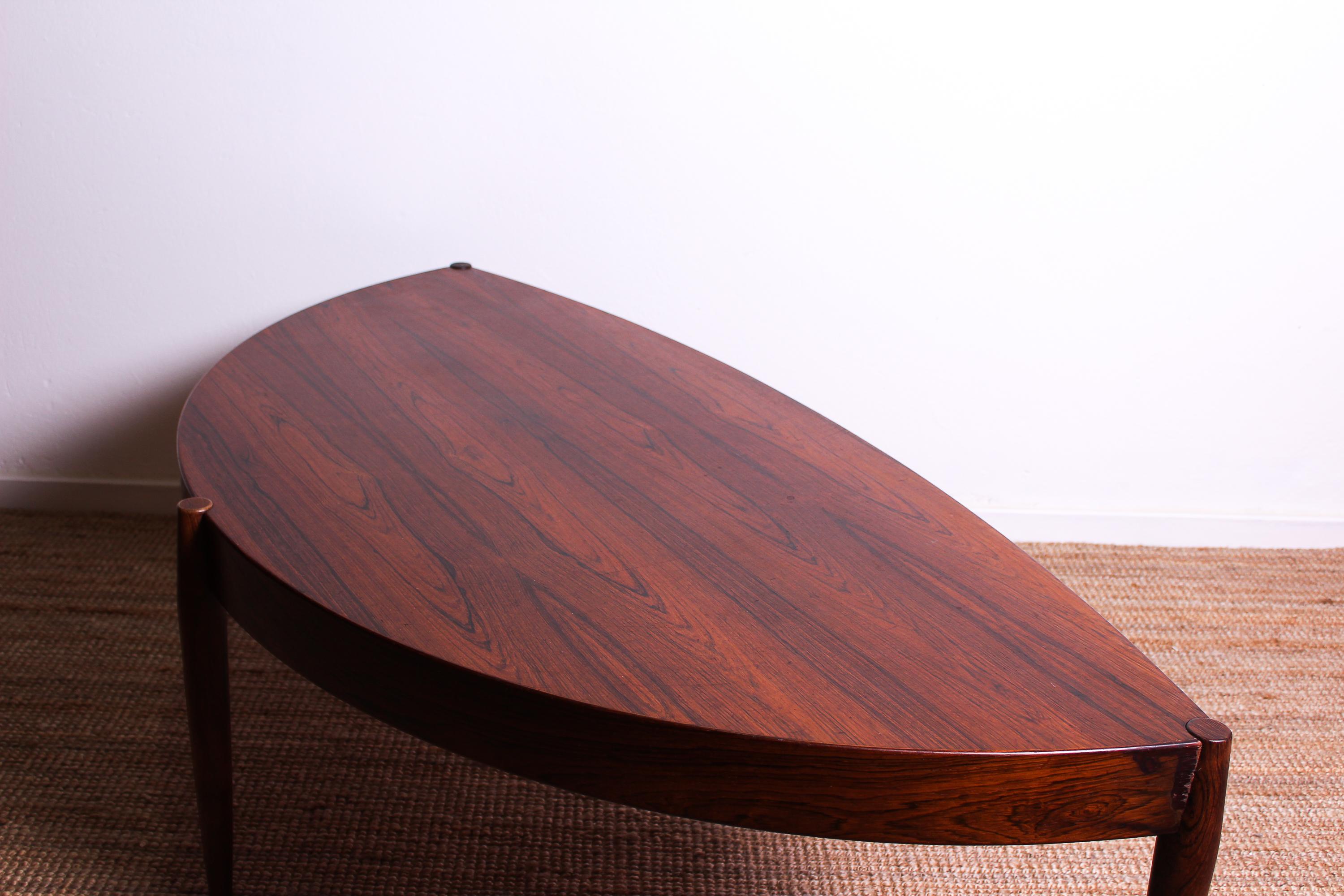 Scandinavian Modern Johannes Andersen Rosewood Coffee Table for Tresnum, 1950s For Sale