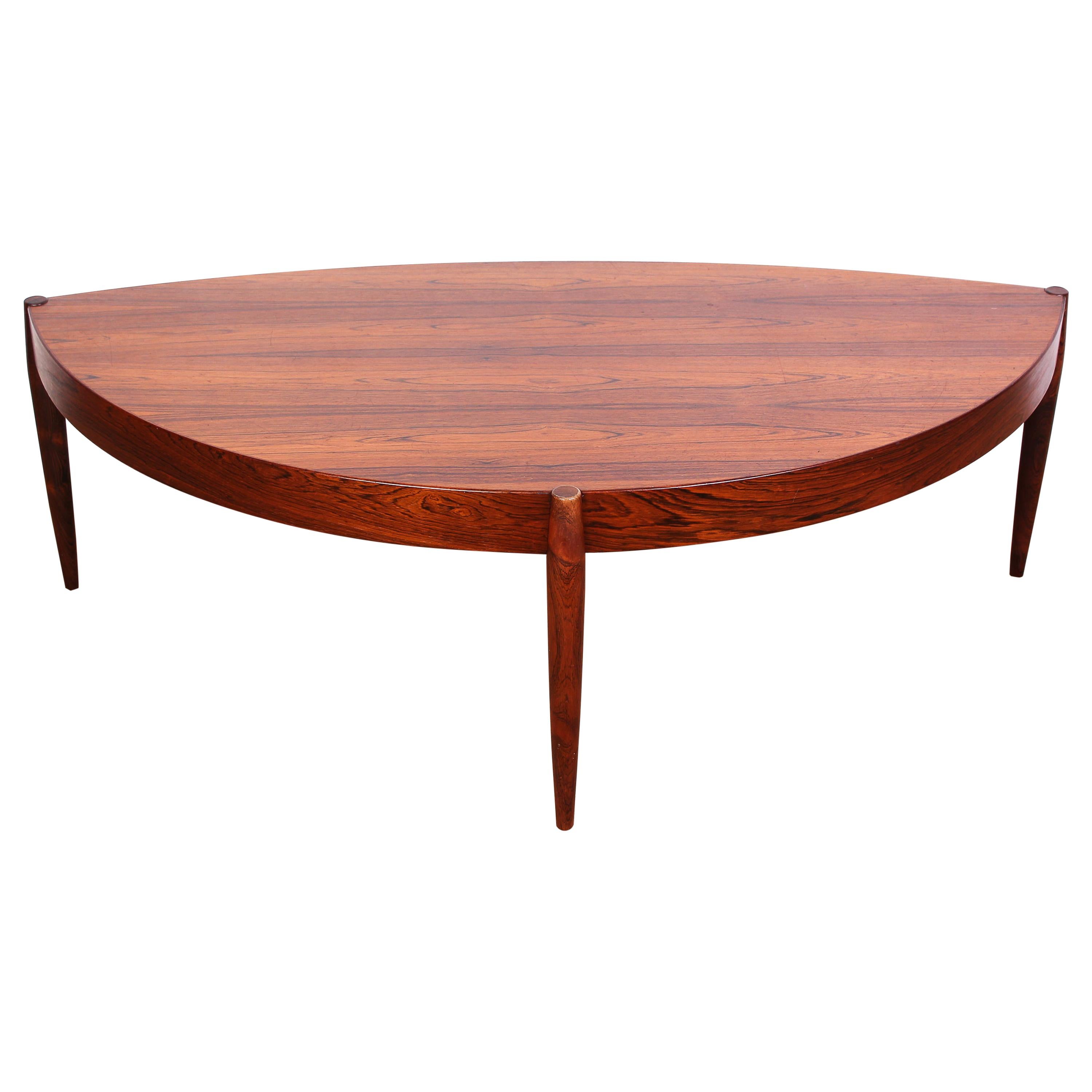 Johannes Andersen Rosewood Coffee Table for Tresnum, 1950s For Sale