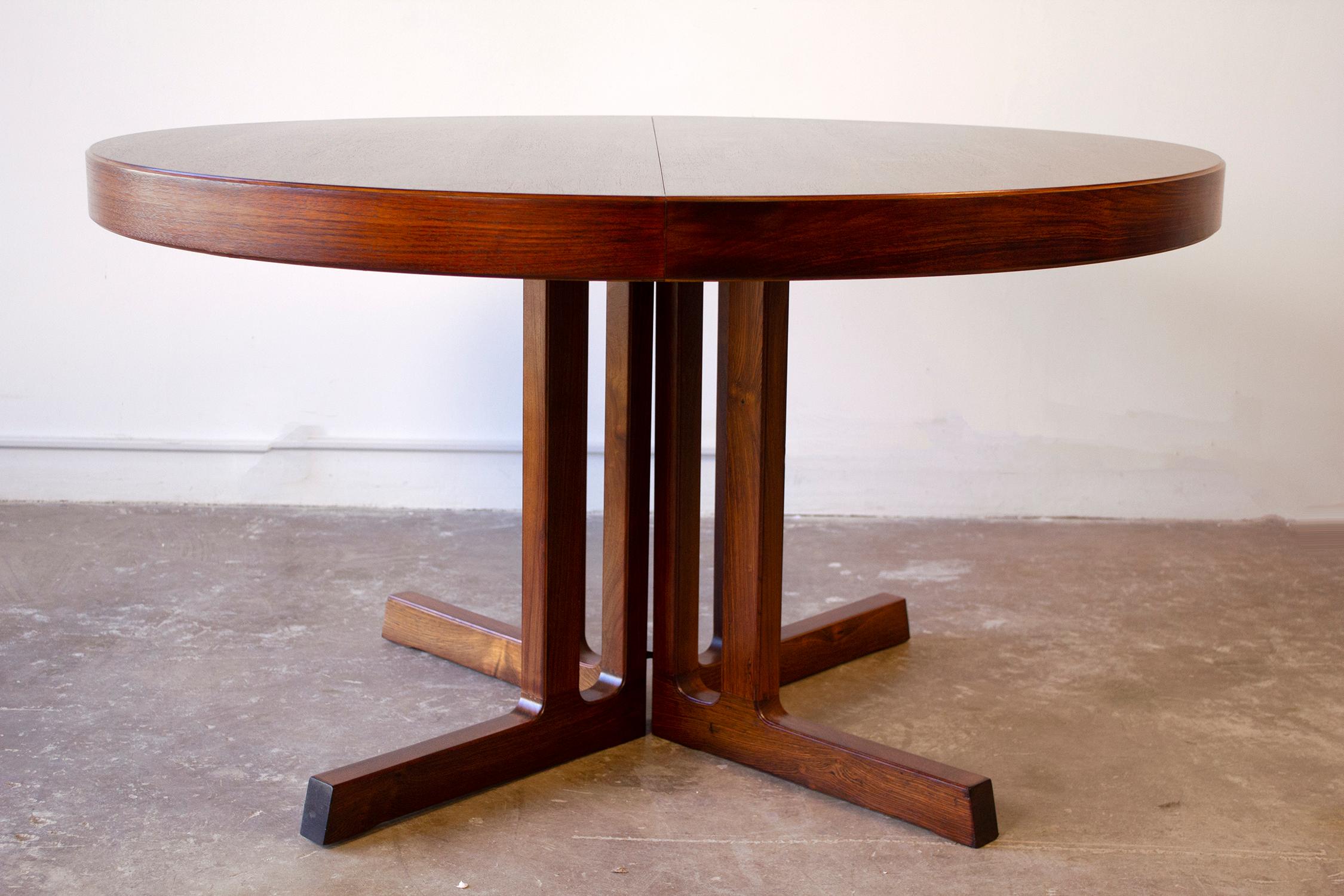 Johannes Andersen Rosewood Extension Dining Table Scandinavian Modern, 1960s  11