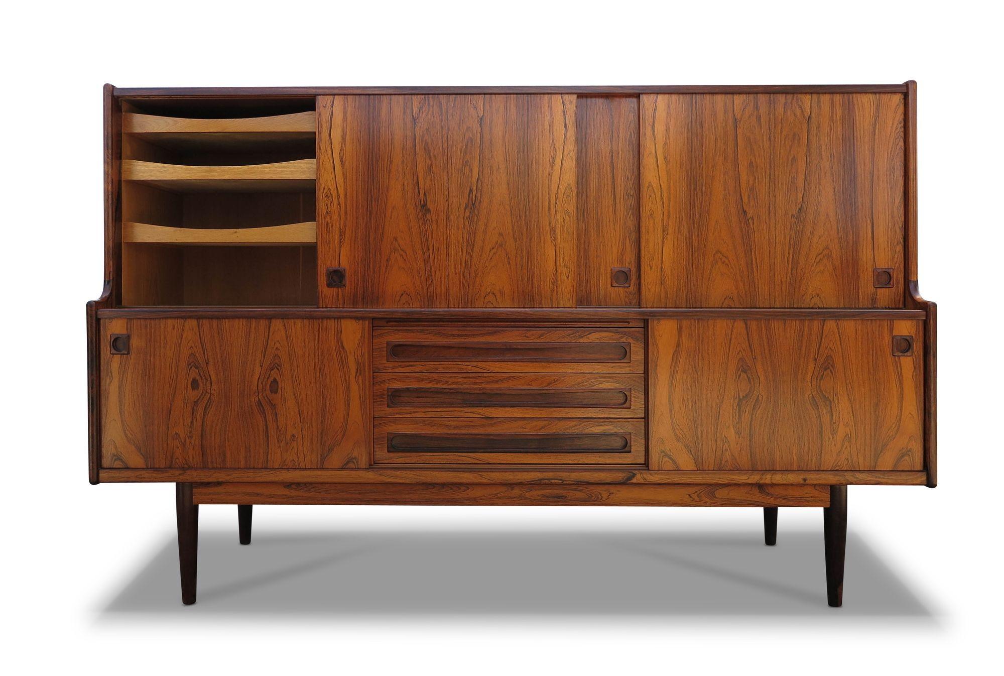Danese Credenza alta in legno di palissandro di Johannes Andersen, metà secolo danese in vendita