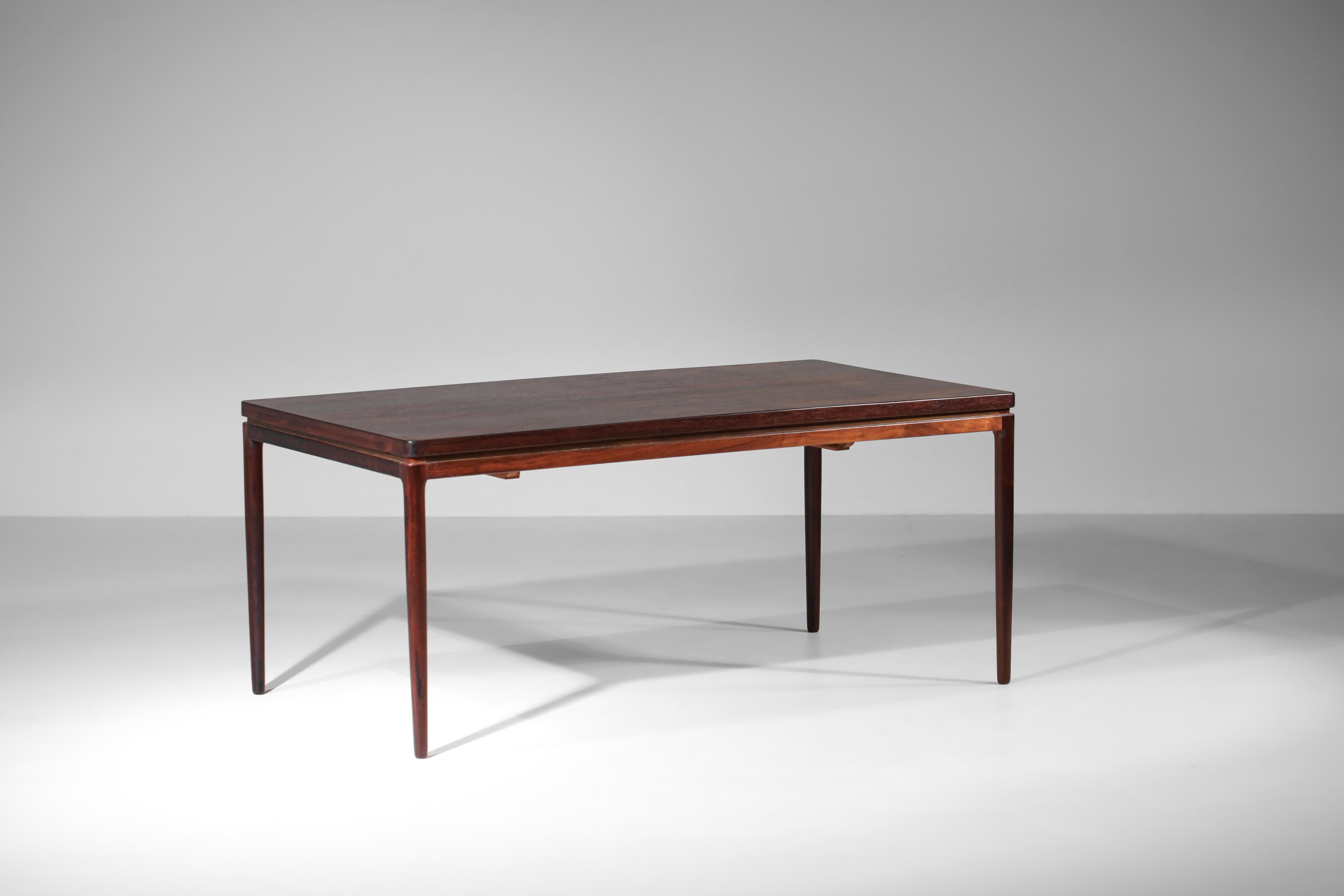 Mid-20th Century Johannes Andersen Scandinavian dining table in solid wood Linneberg  1960 - H392 For Sale
