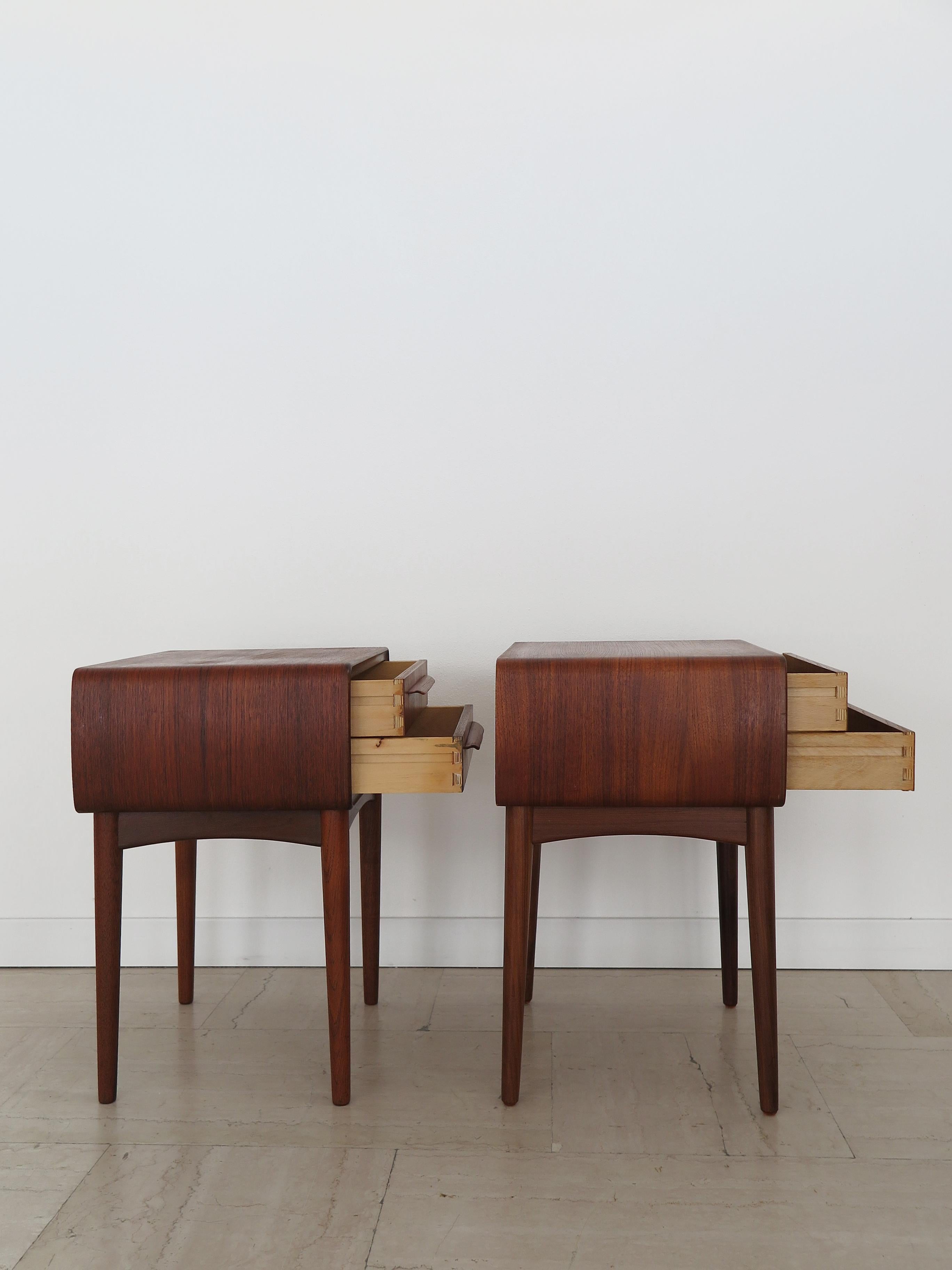 Comodini scandinavi di metà secolo in teak di Johannes Andersen, Danimarca 1960 in vendita 3