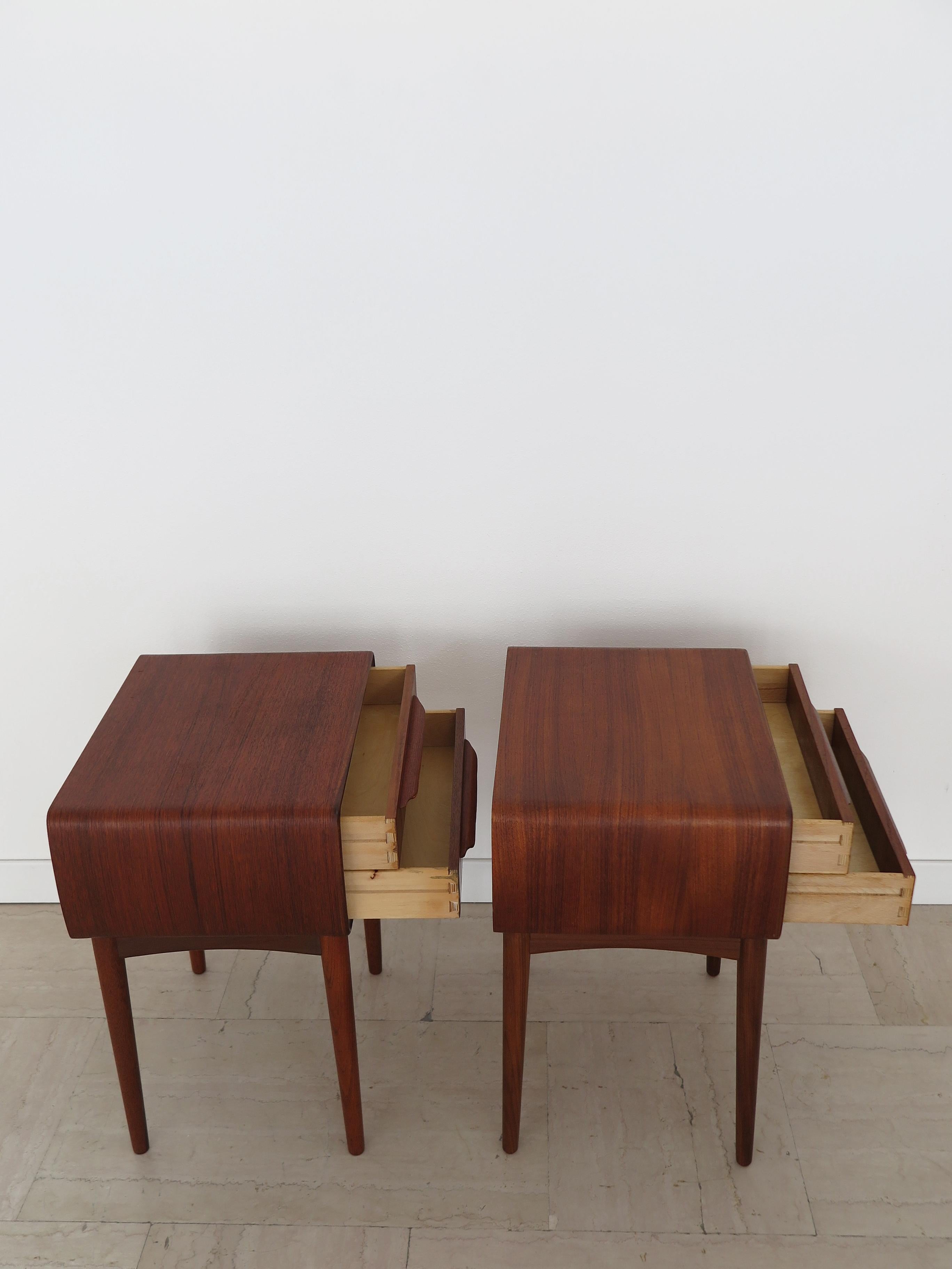 Comodini scandinavi di metà secolo in teak di Johannes Andersen, Danimarca 1960 in vendita 4