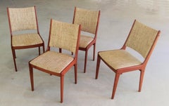 Quattro sedie da pranzo in teak Johannes Andersen restaurate con tappezzeria personalizzata inclusa