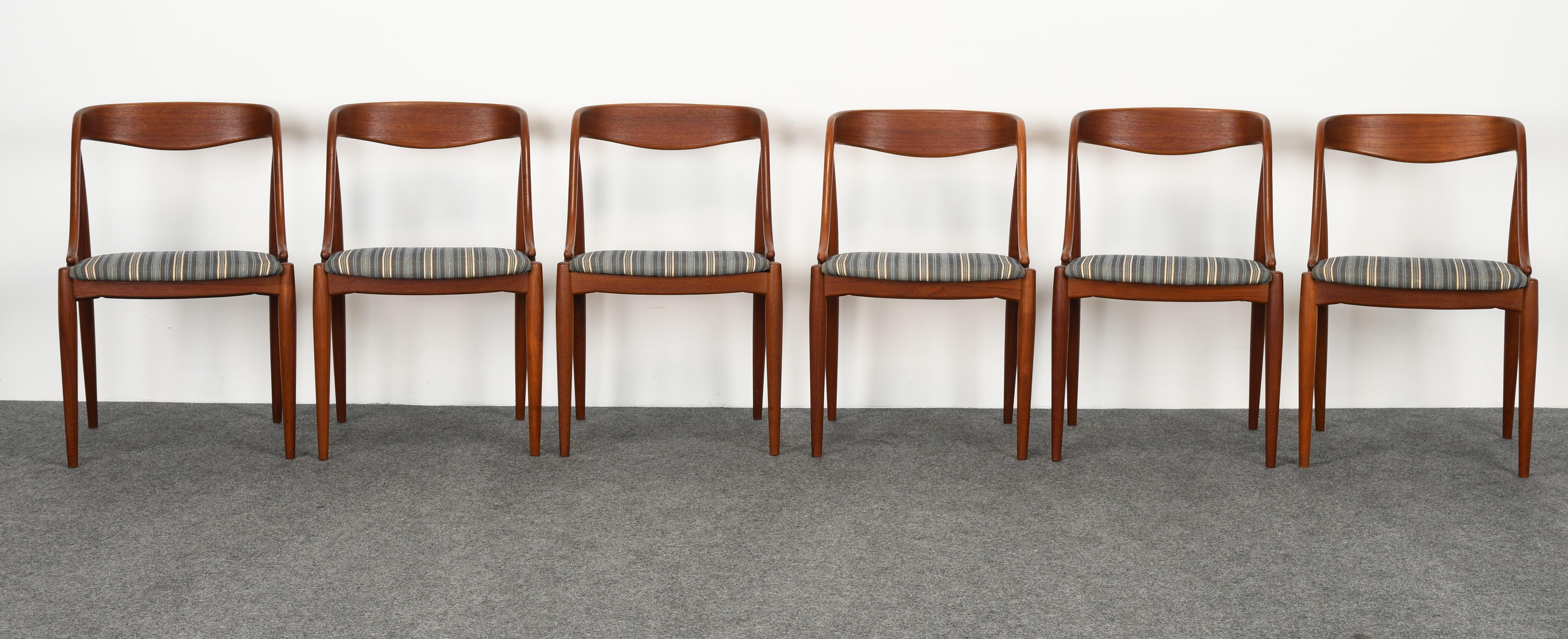 American Johannes Andersen Set of Six Teak Dining Chairs, 1960s