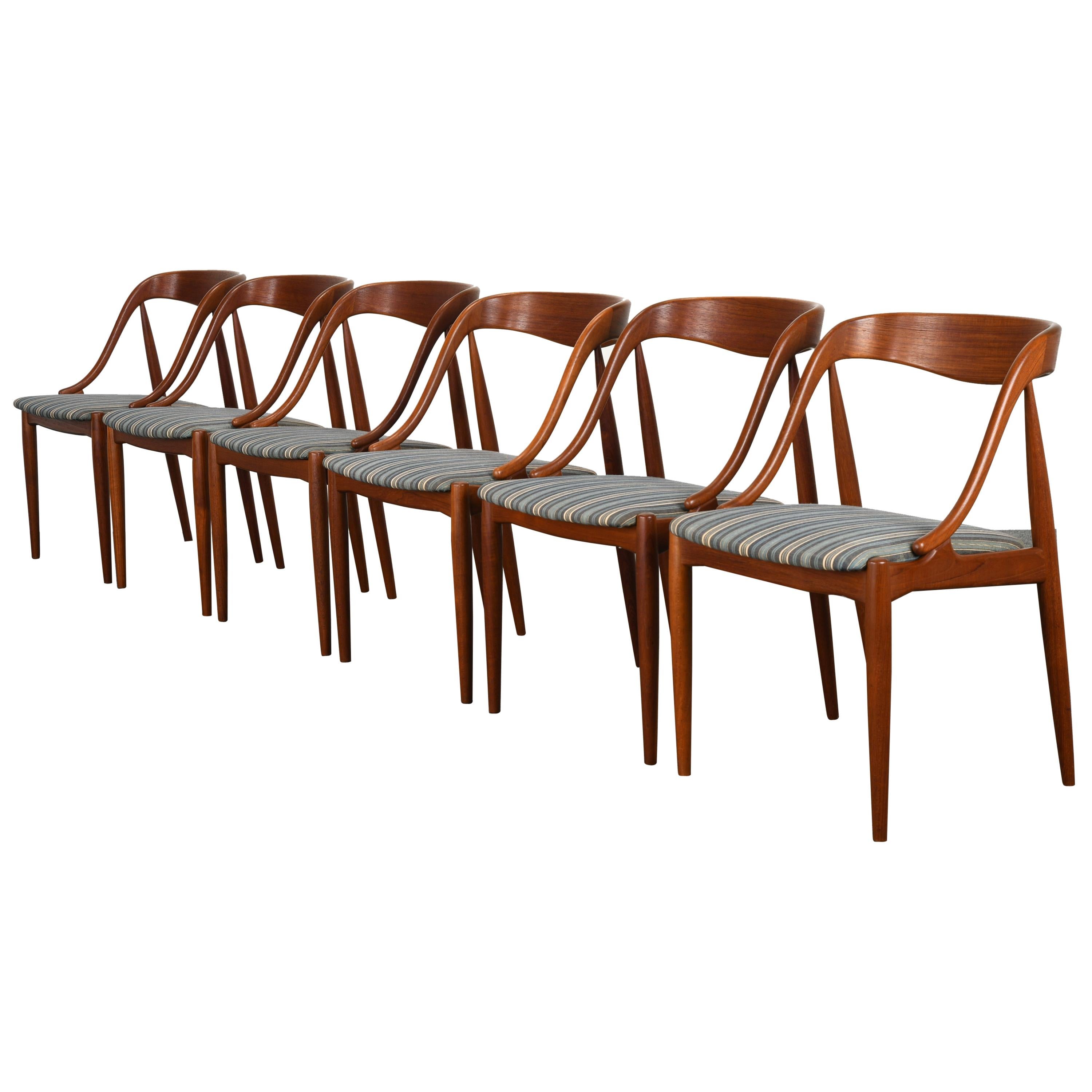 Johannes Andersen Set of Six Teak Dining Chairs, 1960s