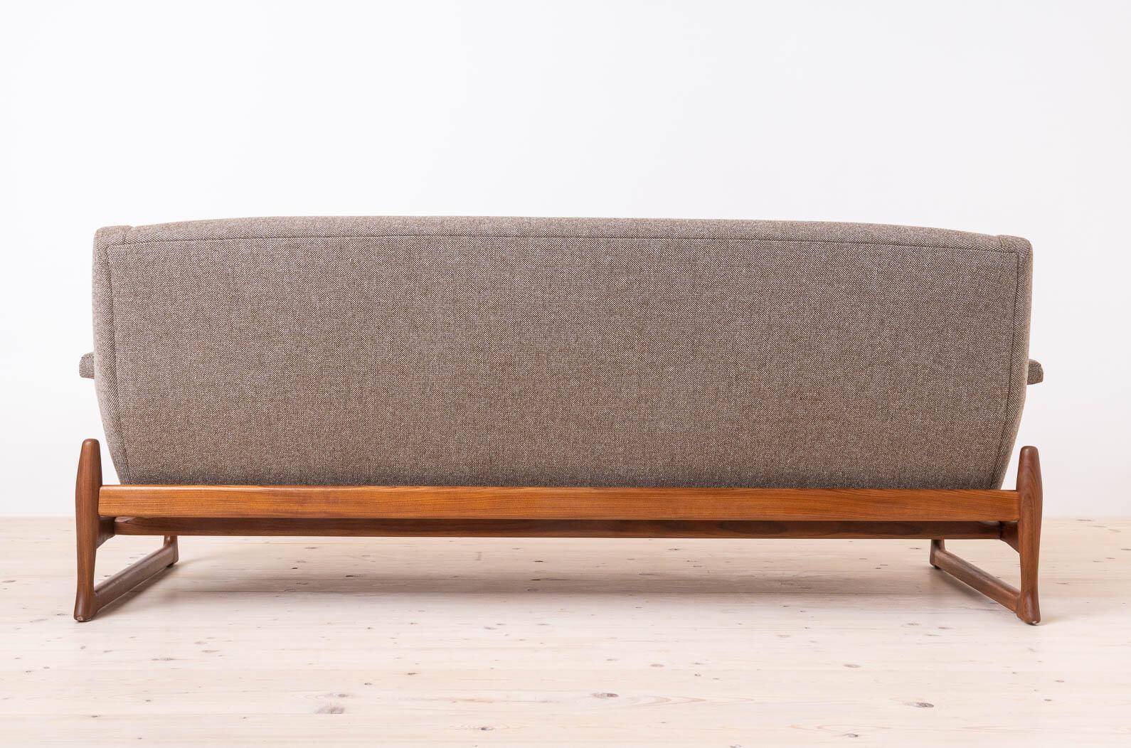 Sofá Johannes Andersen Excelente, AB Trensums Fåtöljfabrik, KVADRAT Retapizado en venta 5