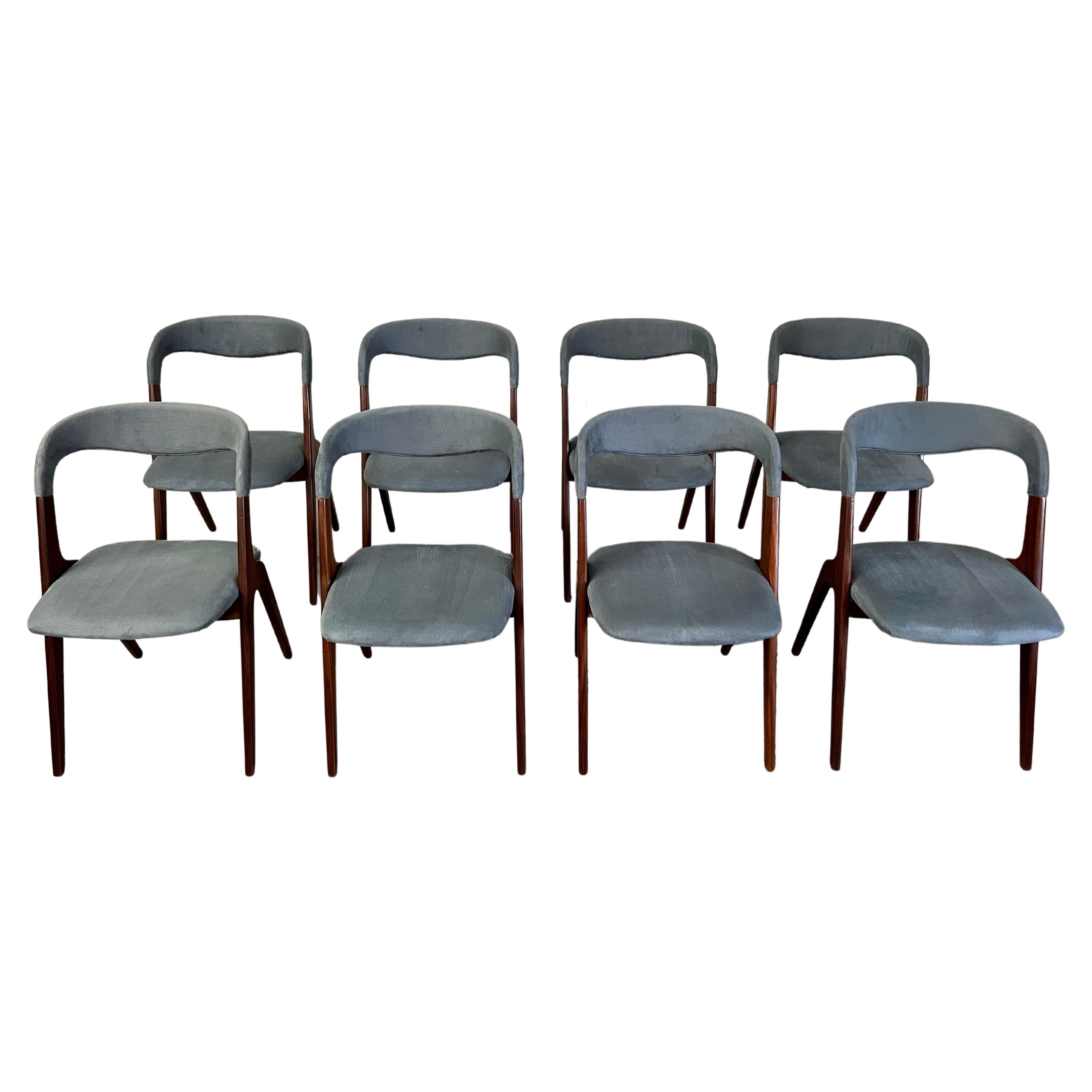  Johannes Andersen 'Sonja' Dining Chairs Set of Eight 13