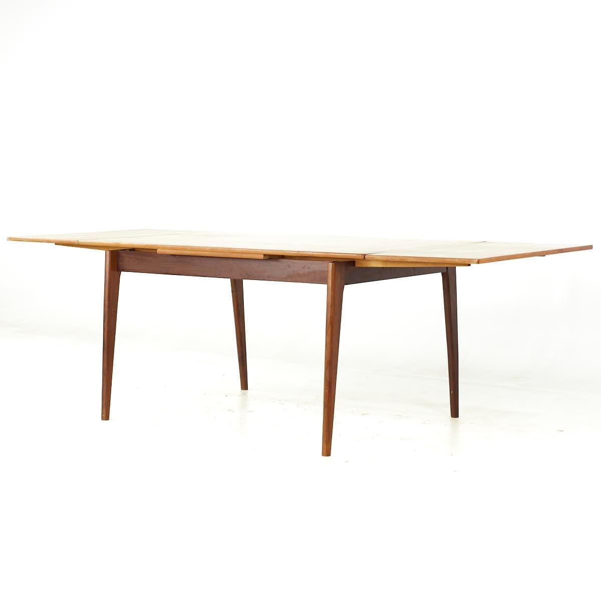 Johannes Andersen Style Mid Century Teak Hidden Leaf Dining Table For Sale 2