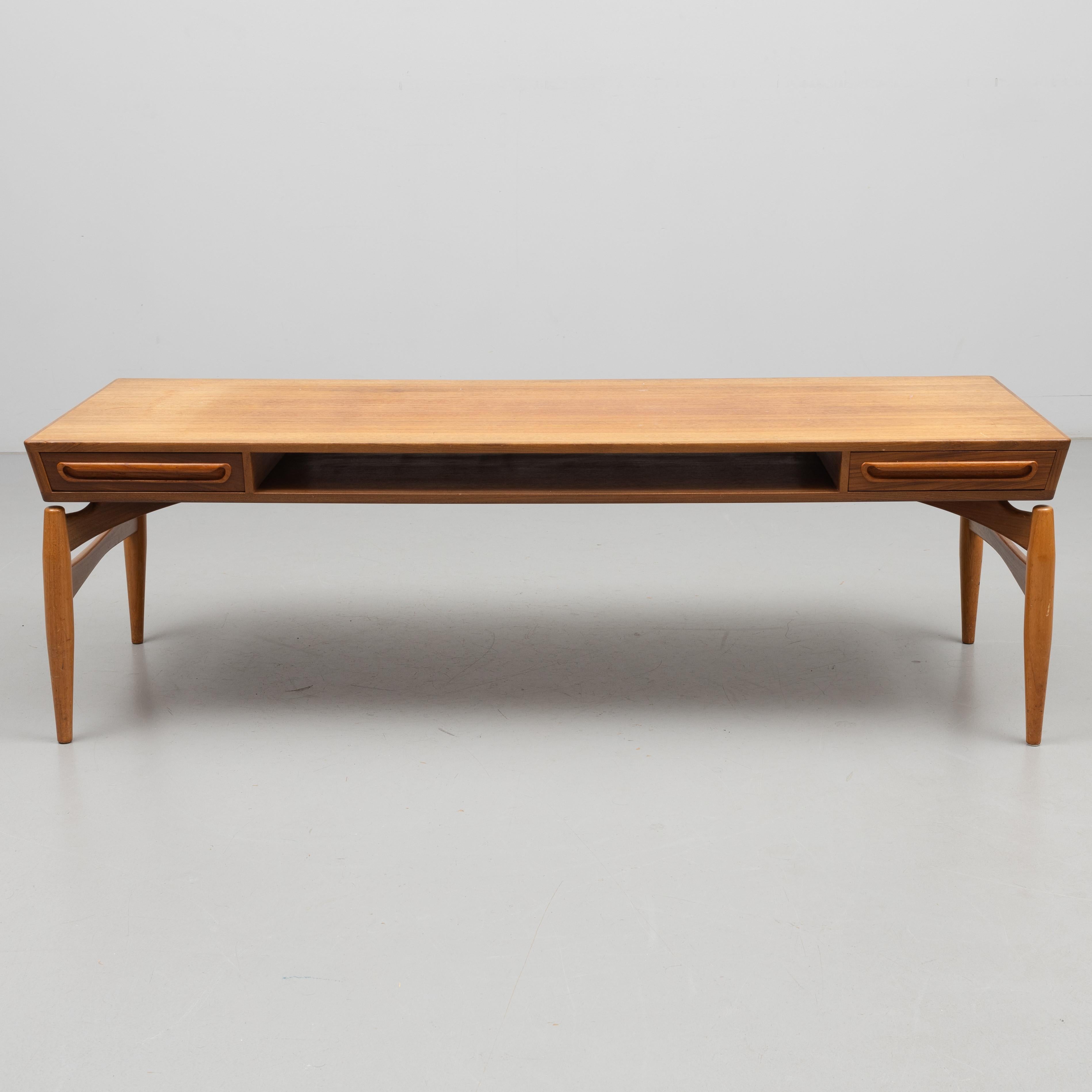Table basse en teck de Johannes Andersen, pour AB Trensums Suède, 1960 en vente 5