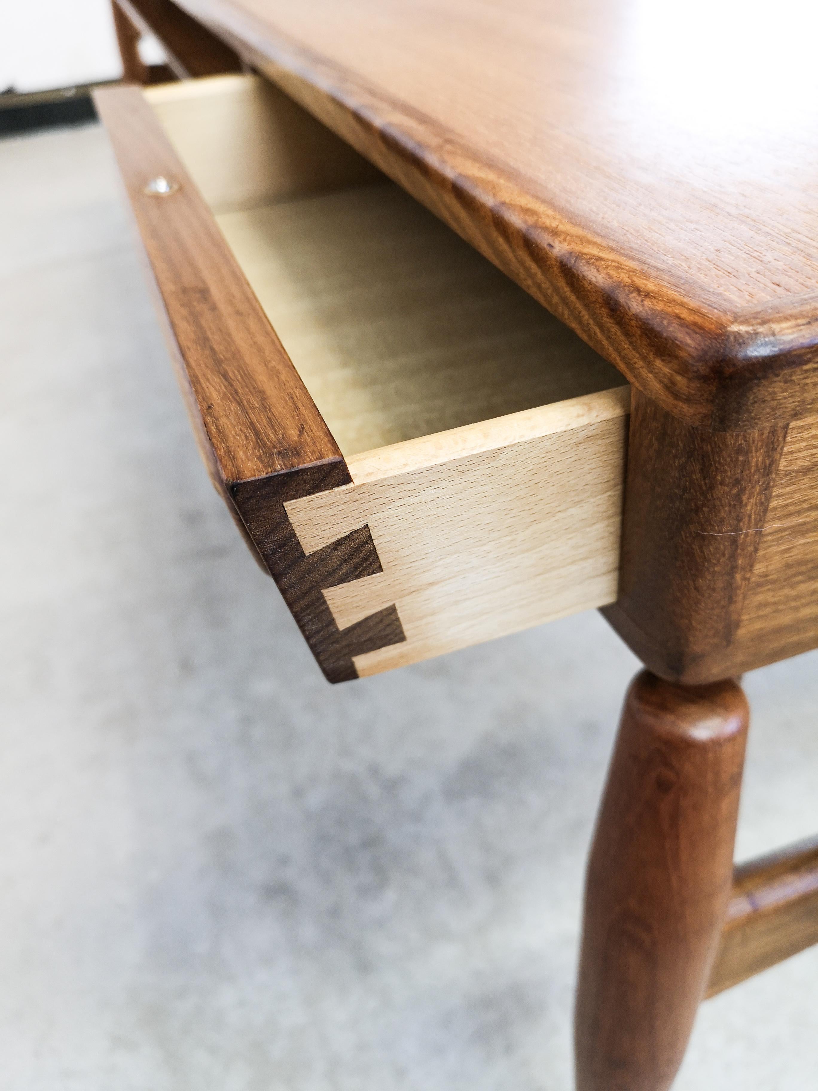 Johannes Andersen Teak Coffee Table for Trensum (Mitte des 20. Jahrhunderts)