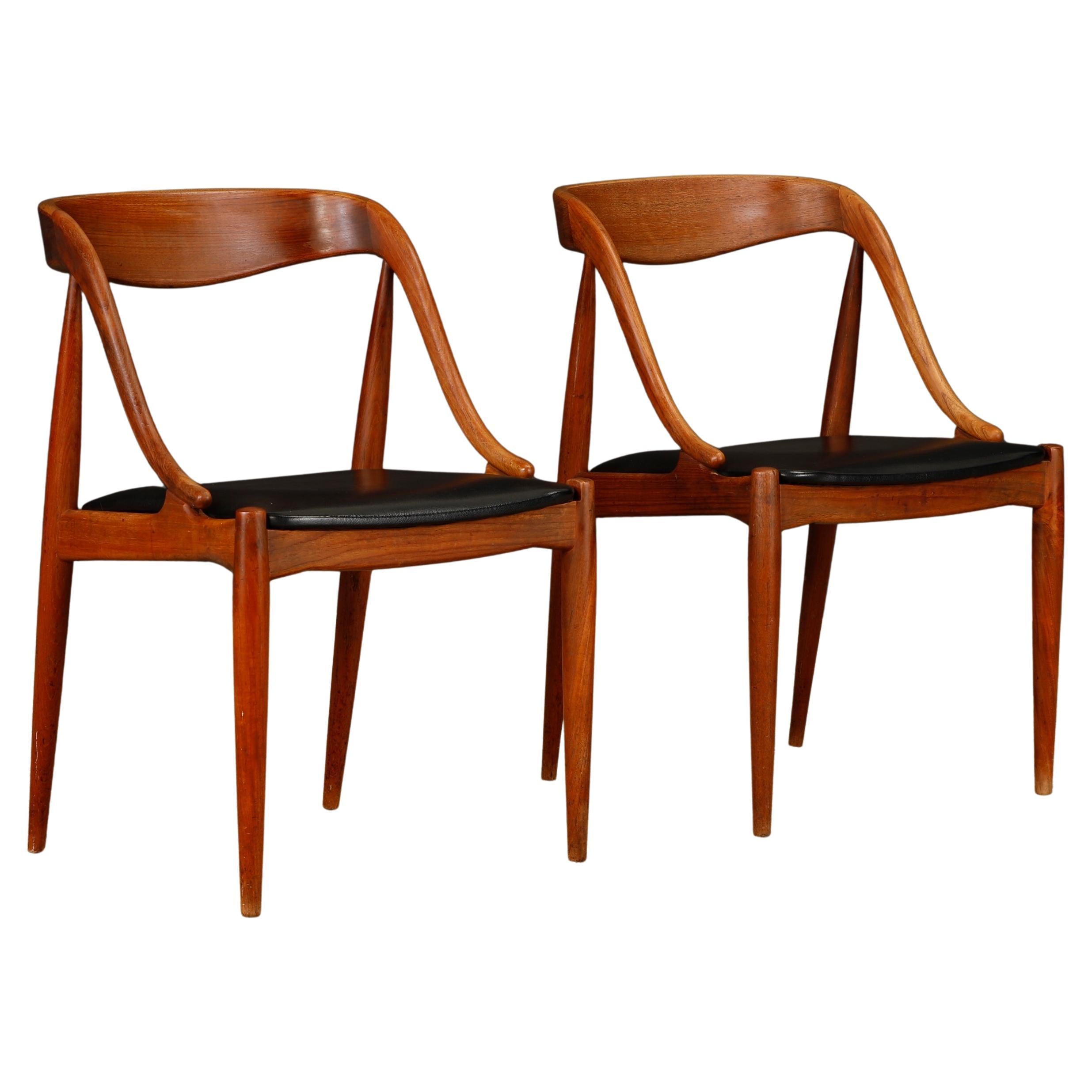 Johannes Andersen Teak Dining Chairs for Uldum Møbelfabrik, Denmark, c. 1960 For Sale