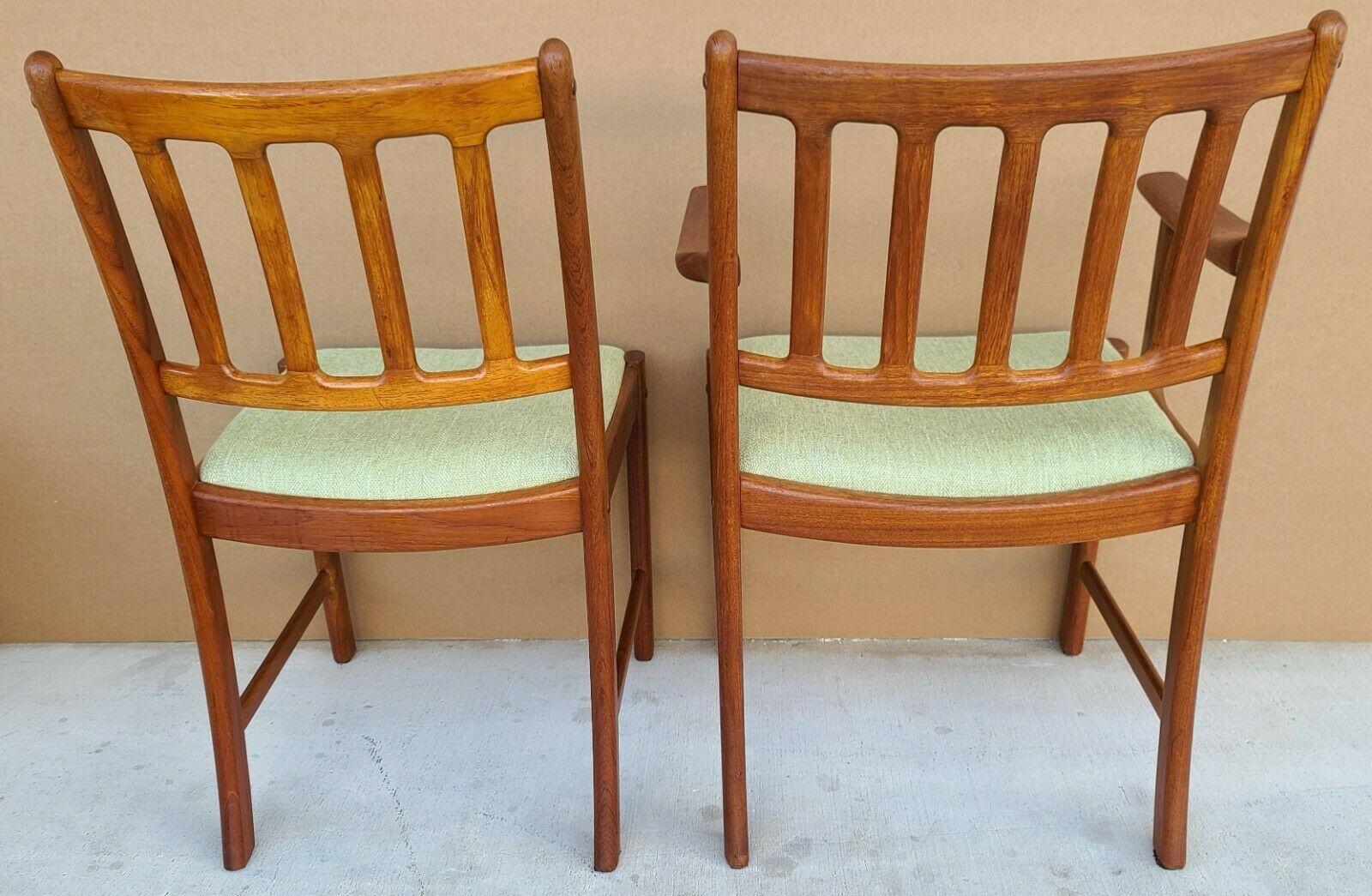 Late 20th Century Johannes Andersen Teak Dining Chairs for Uldum Møbelfabrik, Set of 4 For Sale