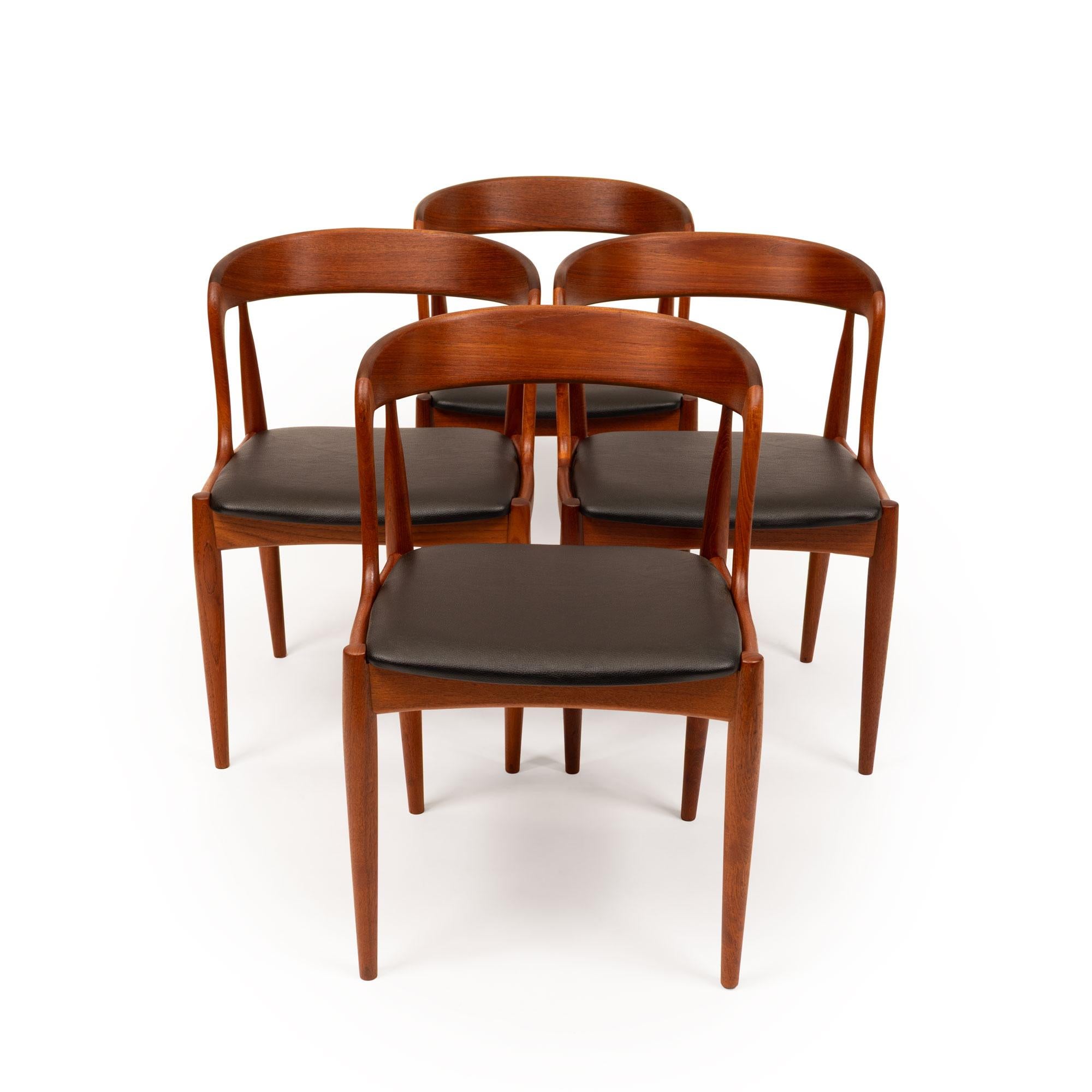 Johannes Andersen Teak-Esstisch &  Model No. 16 Esszimmerstühle, 1960er Jahre (Moderne der Mitte des Jahrhunderts) im Angebot