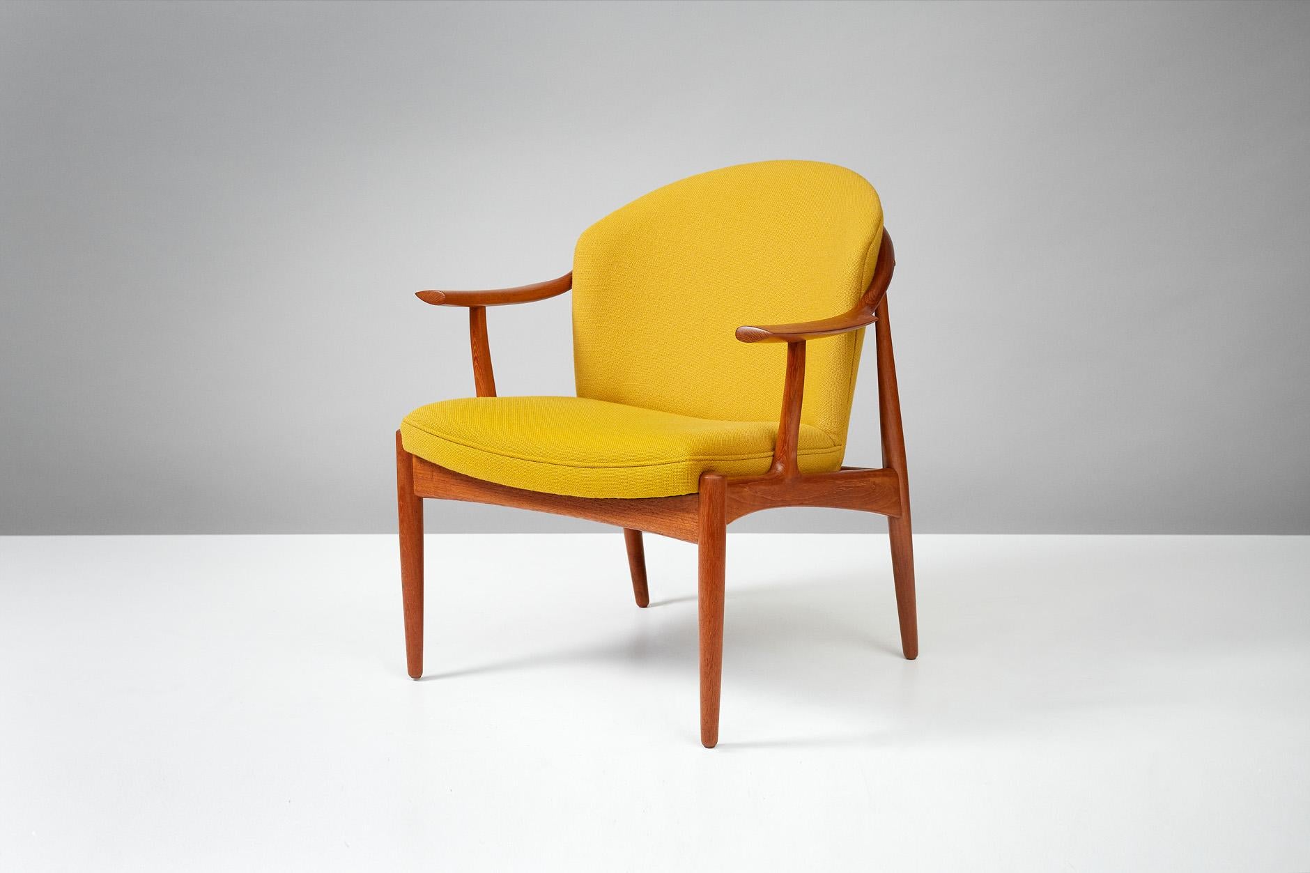Scandinavian Modern Johannes Andersen Teak Lounge Chair, circa 1960s