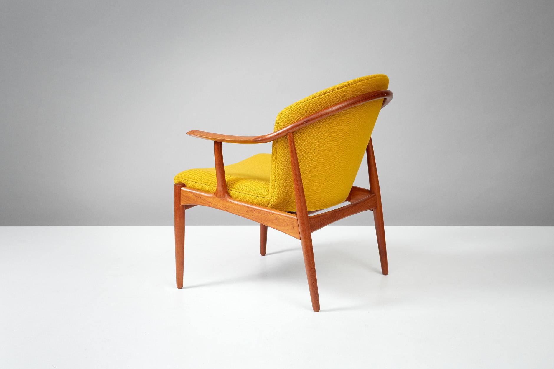 Danish Johannes Andersen Teak Lounge Chair, circa 1960s
