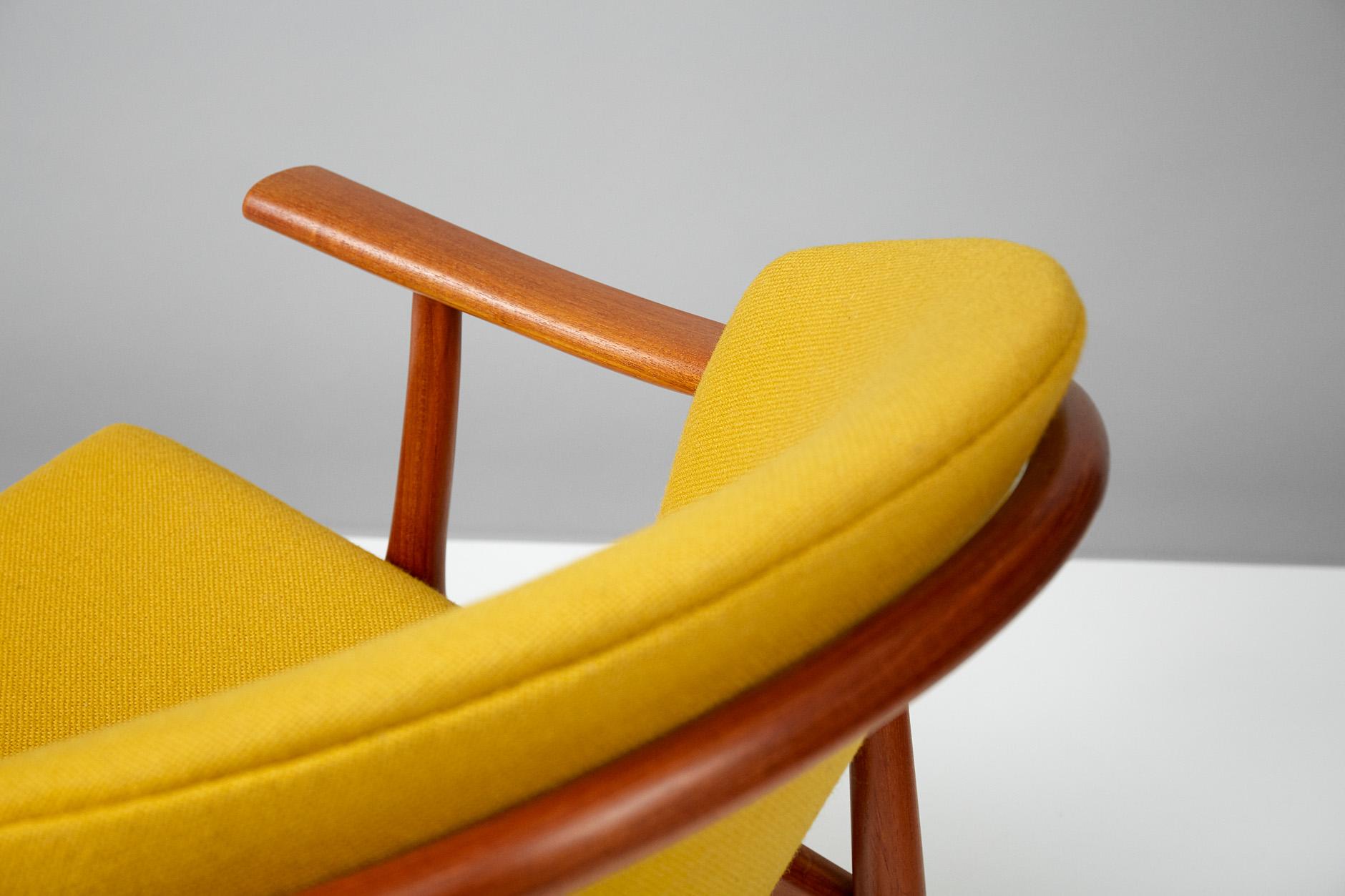 Mid-20th Century Johannes Andersen Teak Lounge Chair, circa 1960s
