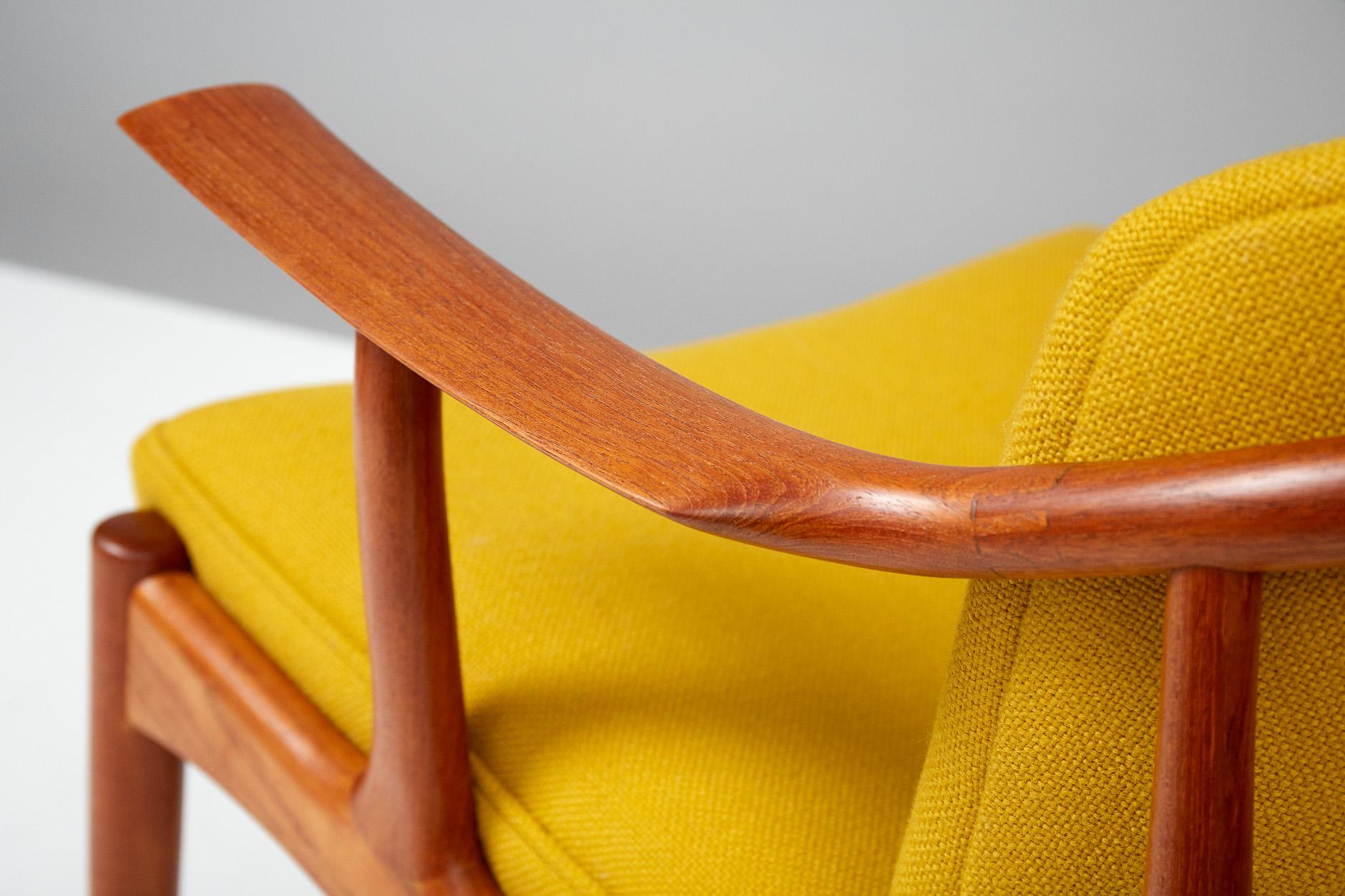 Fabric Johannes Andersen Teak Lounge Chair, circa 1960s