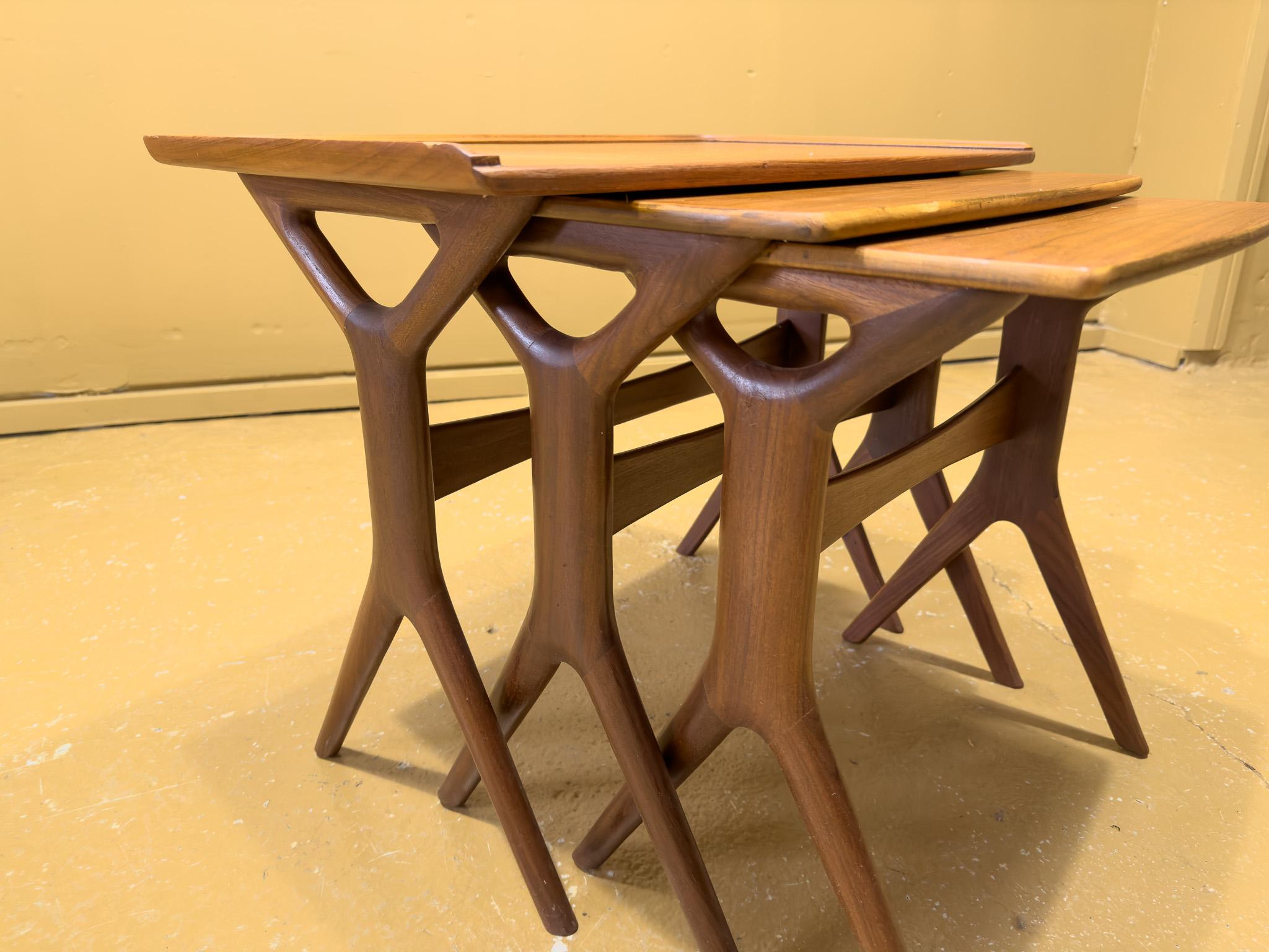 Johannes Andersen Teak Nesting Tables In Good Condition For Sale In London, GB