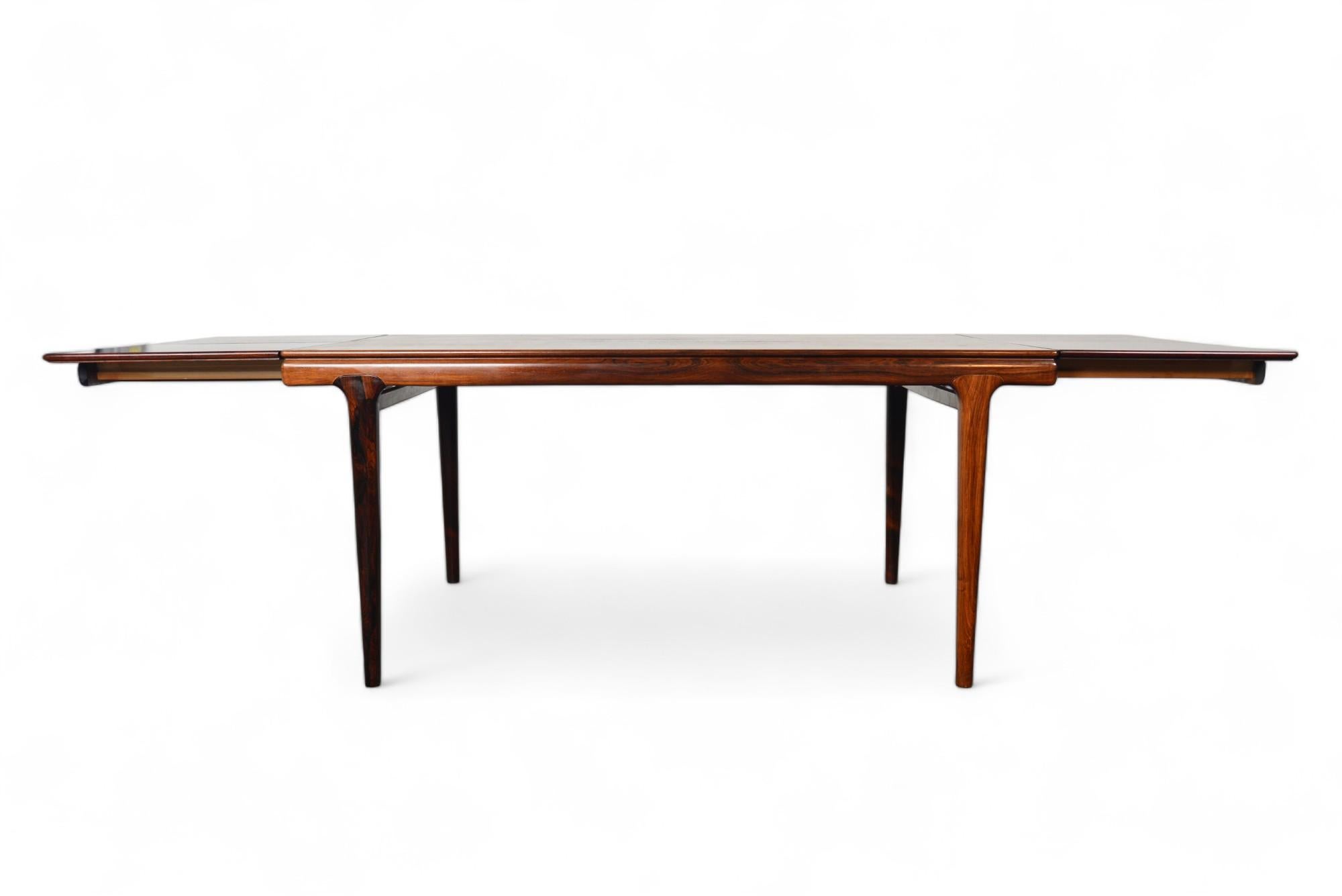 Johannes Andersen Two Leaf Dining Table in Rosewood For Sale 4