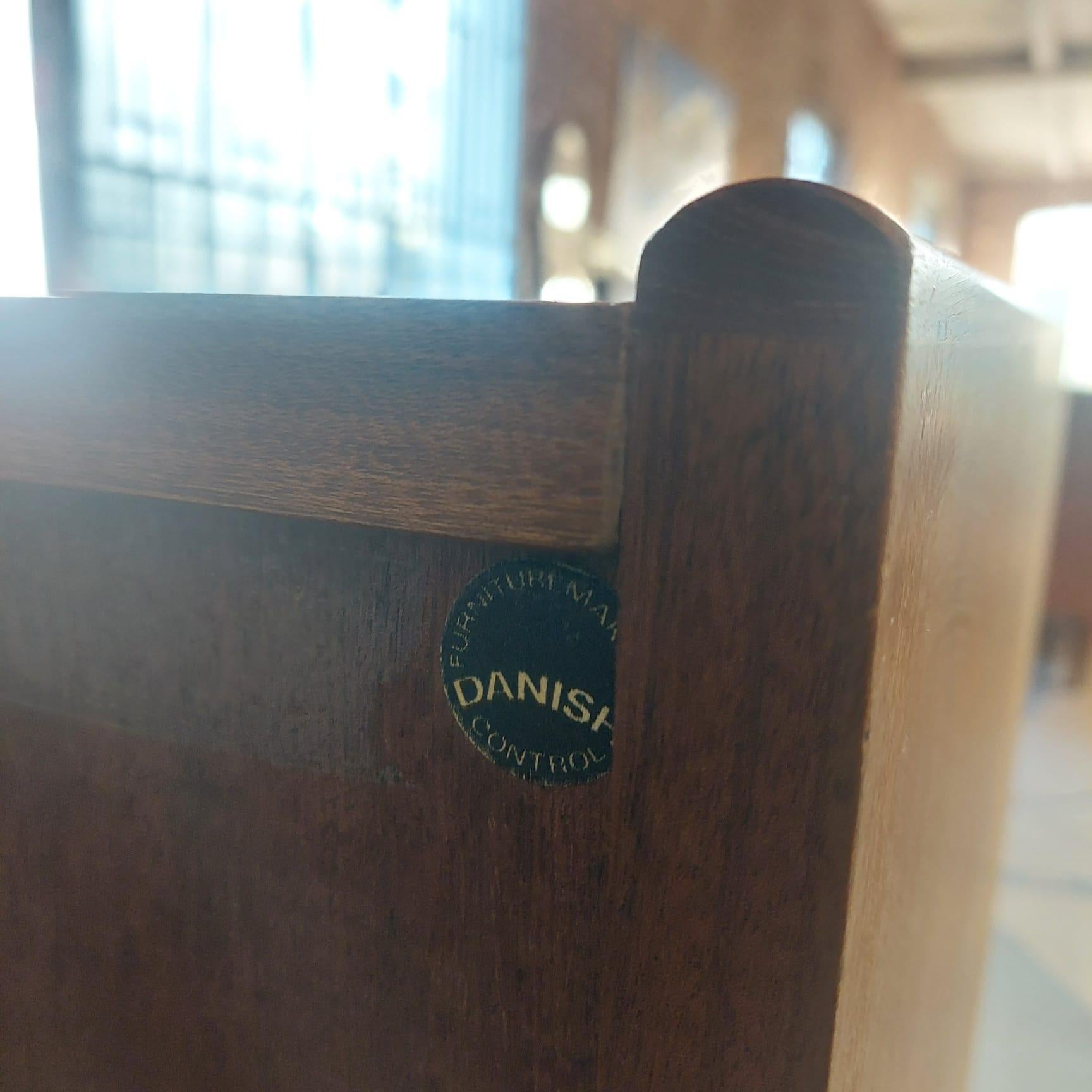 Johannes Andersen vintage teak sideboard, Denmark 1960 In Good Condition For Sale In Torino, IT