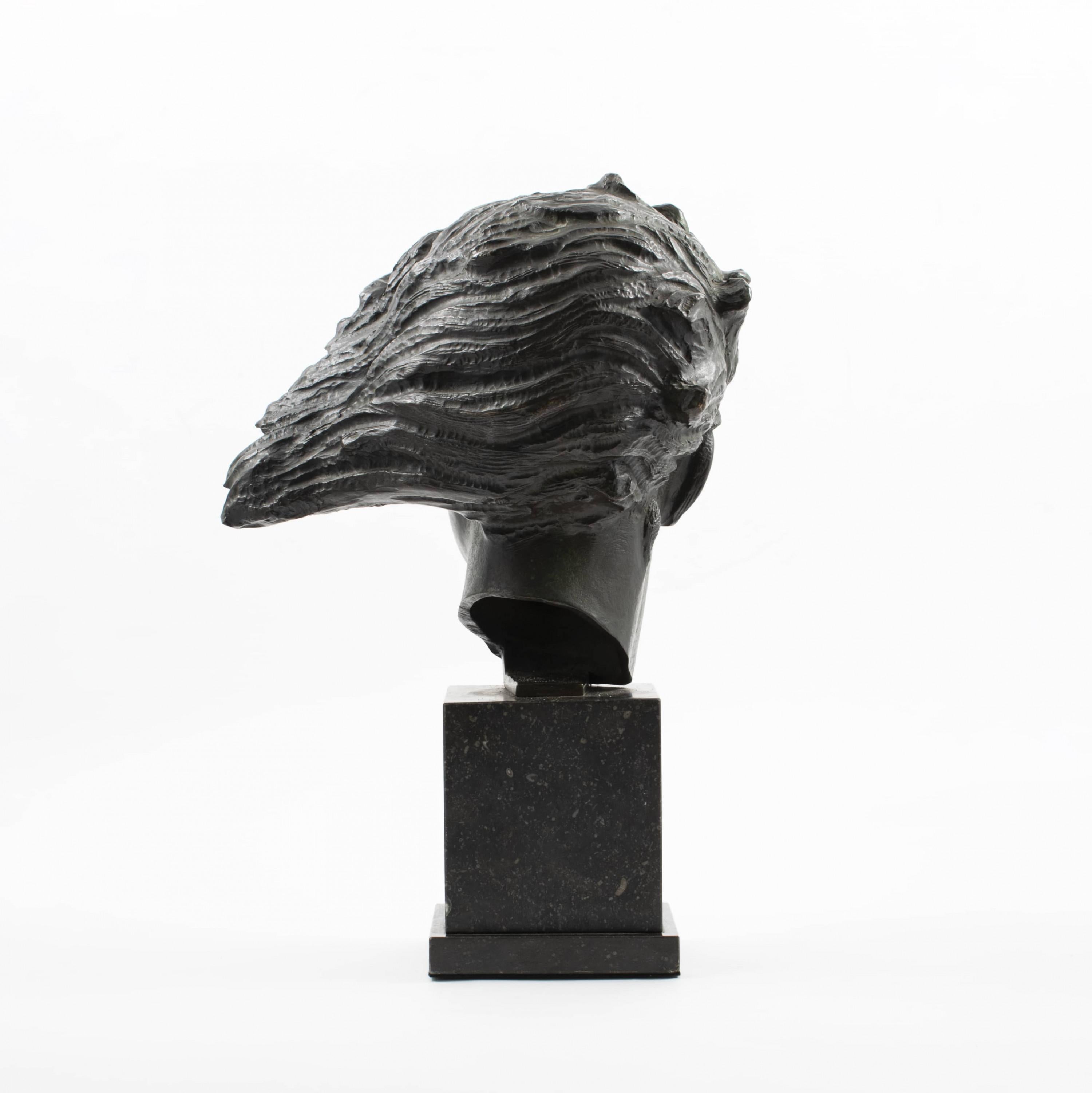 Johannes C. Bjerg, Bronzekopf-Skulptur von Artemis (Skandinavische Moderne) im Angebot