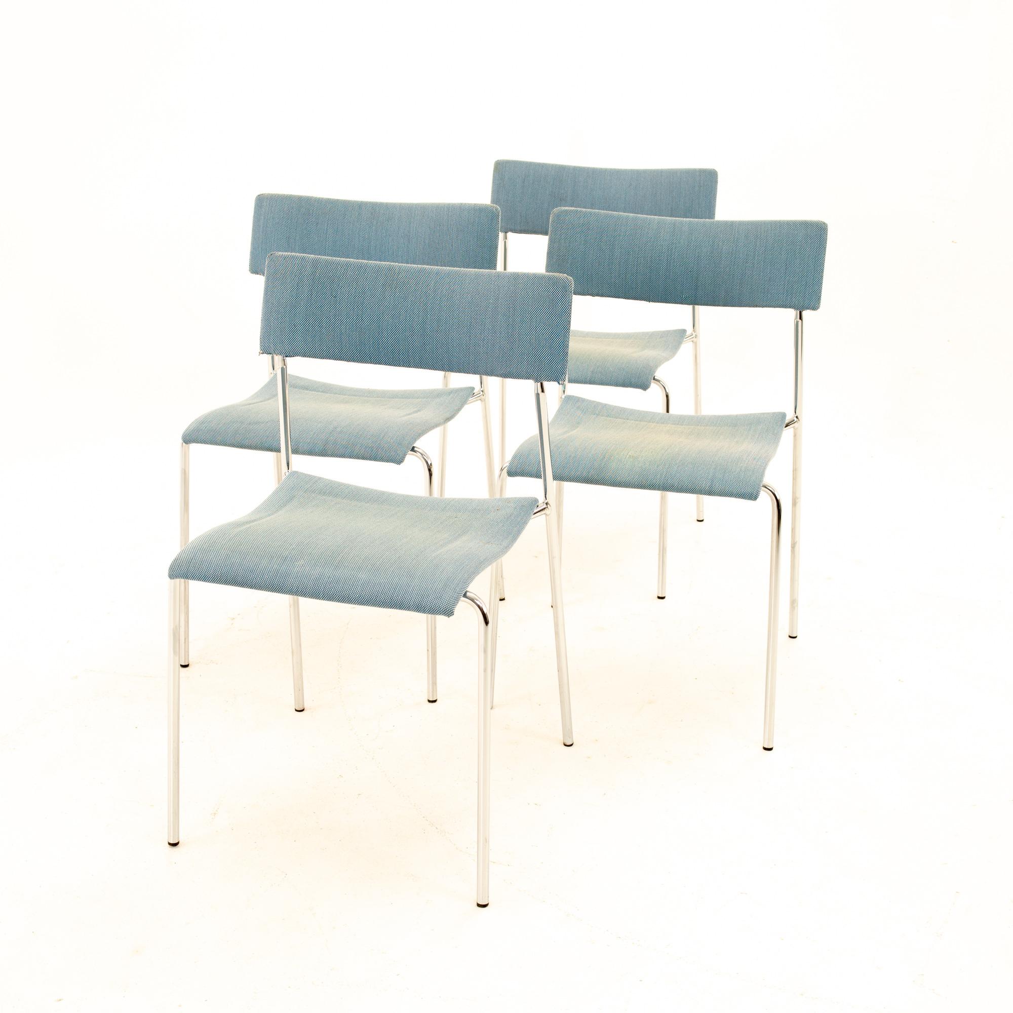 Johannes Foersom for Lammhults MCM Campus Stackable Dining Chairs, Set of 6 In Good Condition In Countryside, IL
