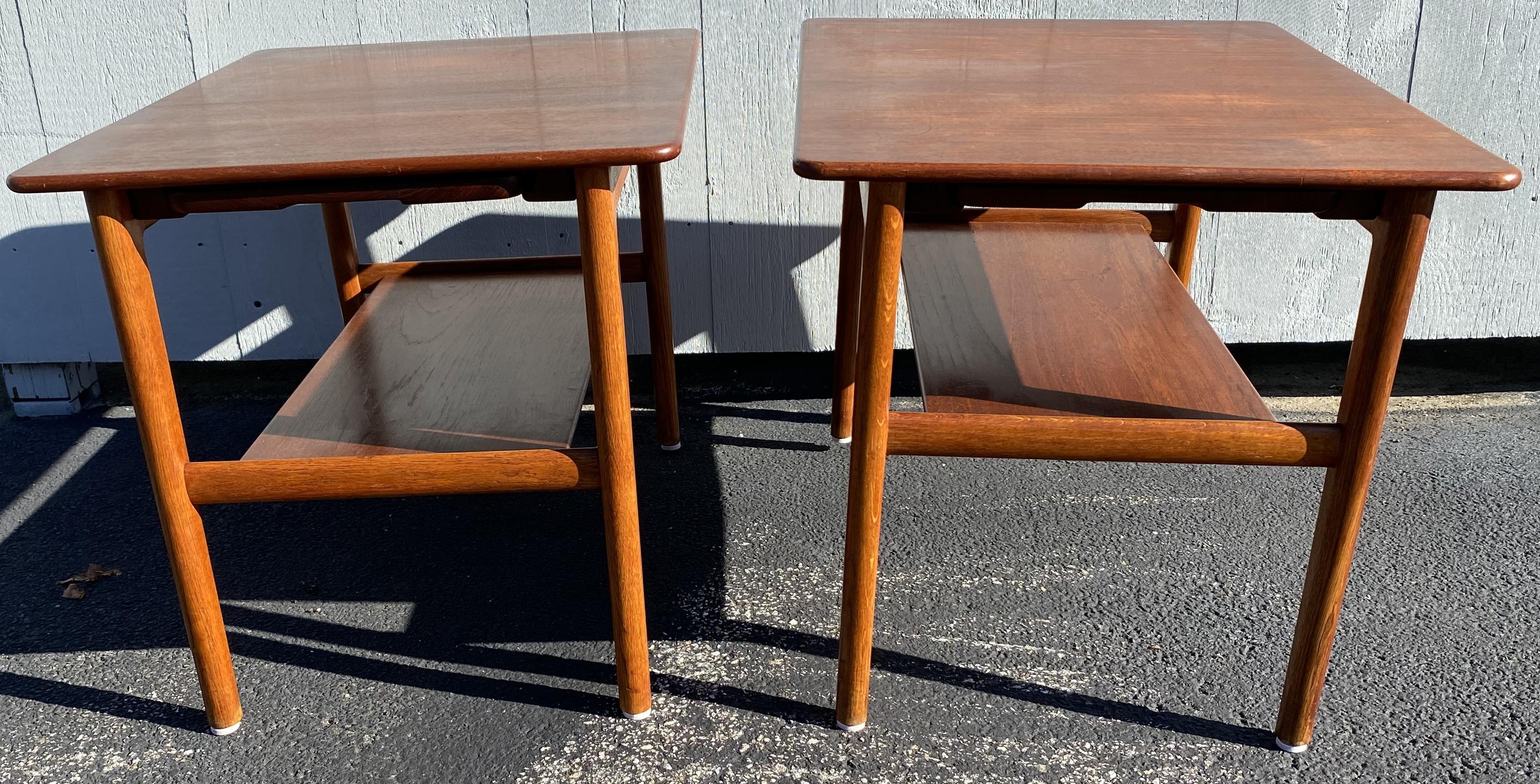 Johannes Hansen Hans Wegner Danish Modern Teak Tables with Trays For Sale 1