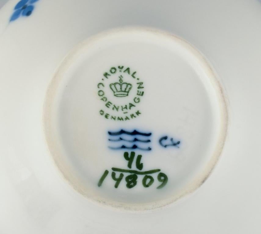 Danish Johannes Hedegaard for Royal Copenhagen, Denmark, Rimmon, five-person tea set For Sale