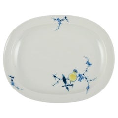 Plat en porcelaine Rimmon de Johannes Hedegaard pour Royal Copenhagen