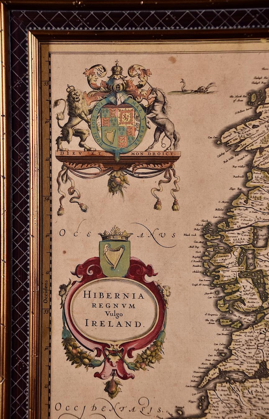 Irlande : Carte encadrée du 17ème siècle colorée à la main par Jannson en vente 2