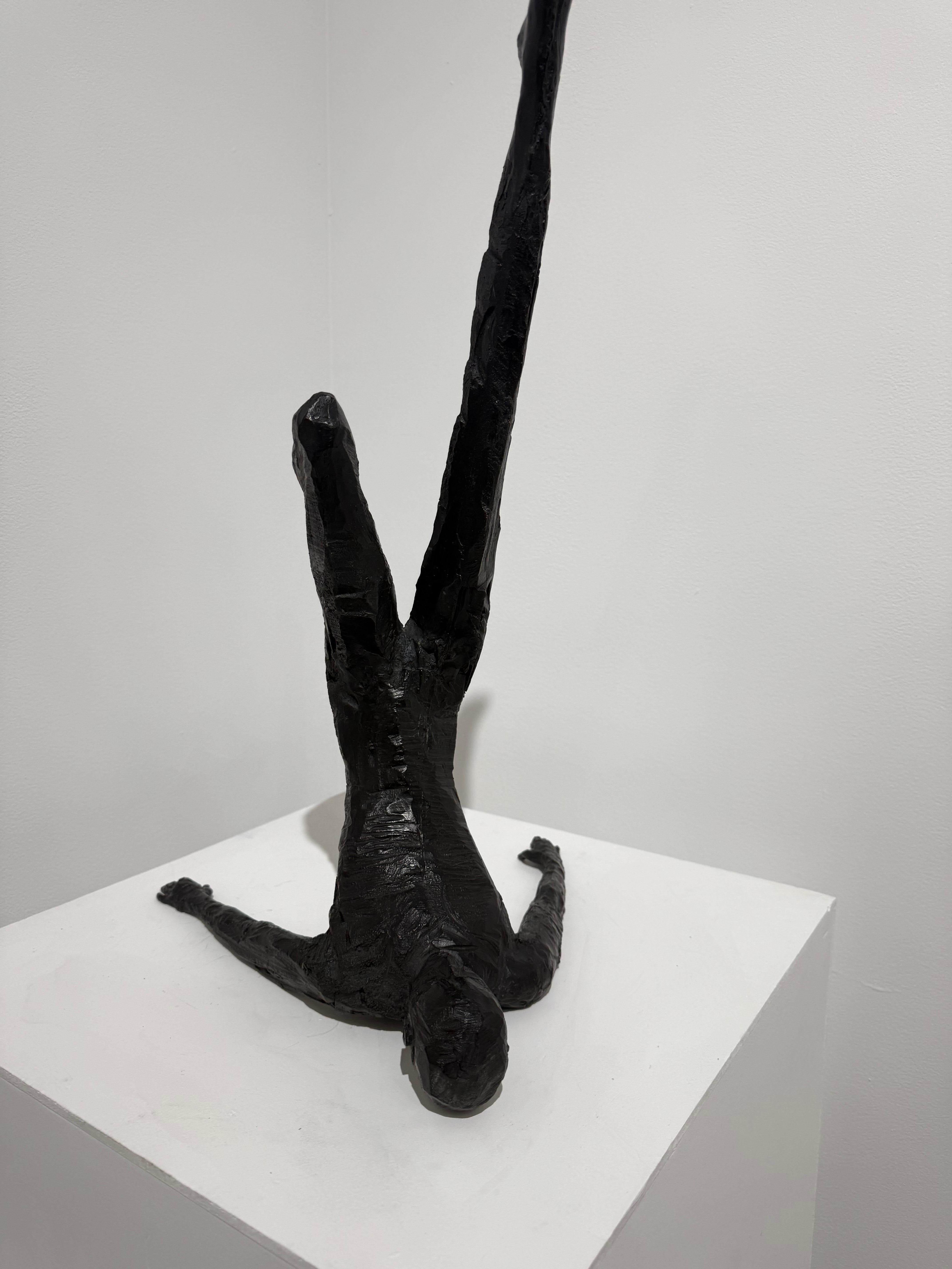 Johannes Nielsen (b.1979) was born in Falkenberg, Sweden. He is an artist who uses bronze sculpture to celebrate life and its beauty. He believes that sculptures of the human body can “reveal the inner spirit and emotions as well as its external
