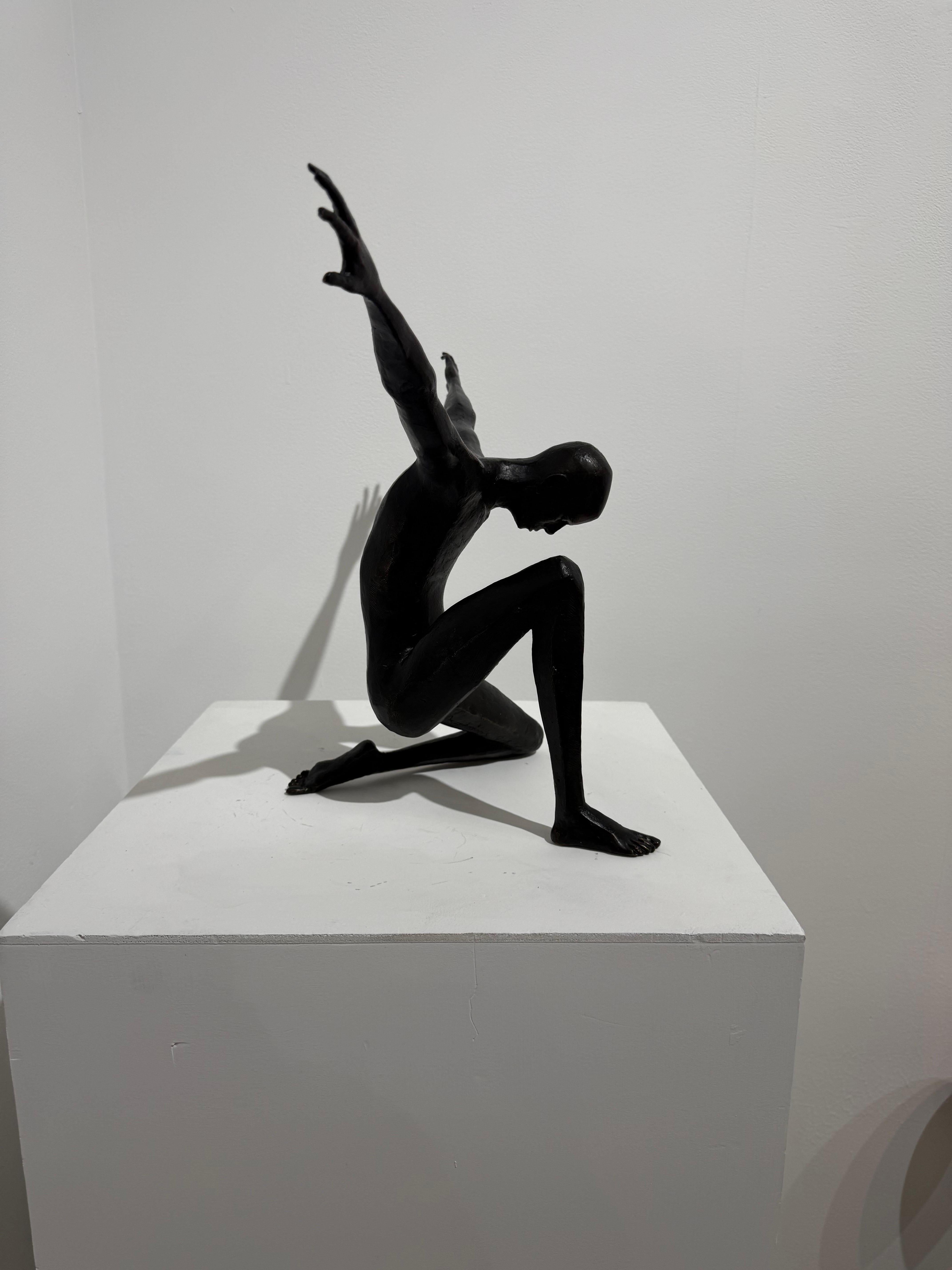Johannes Nielsen (b.1979) was born in Falkenberg, Sweden. He is an artist who uses bronze sculpture to celebrate life and its beauty. He believes that sculptures of the human body can “reveal the inner spirit and emotions as well as its external