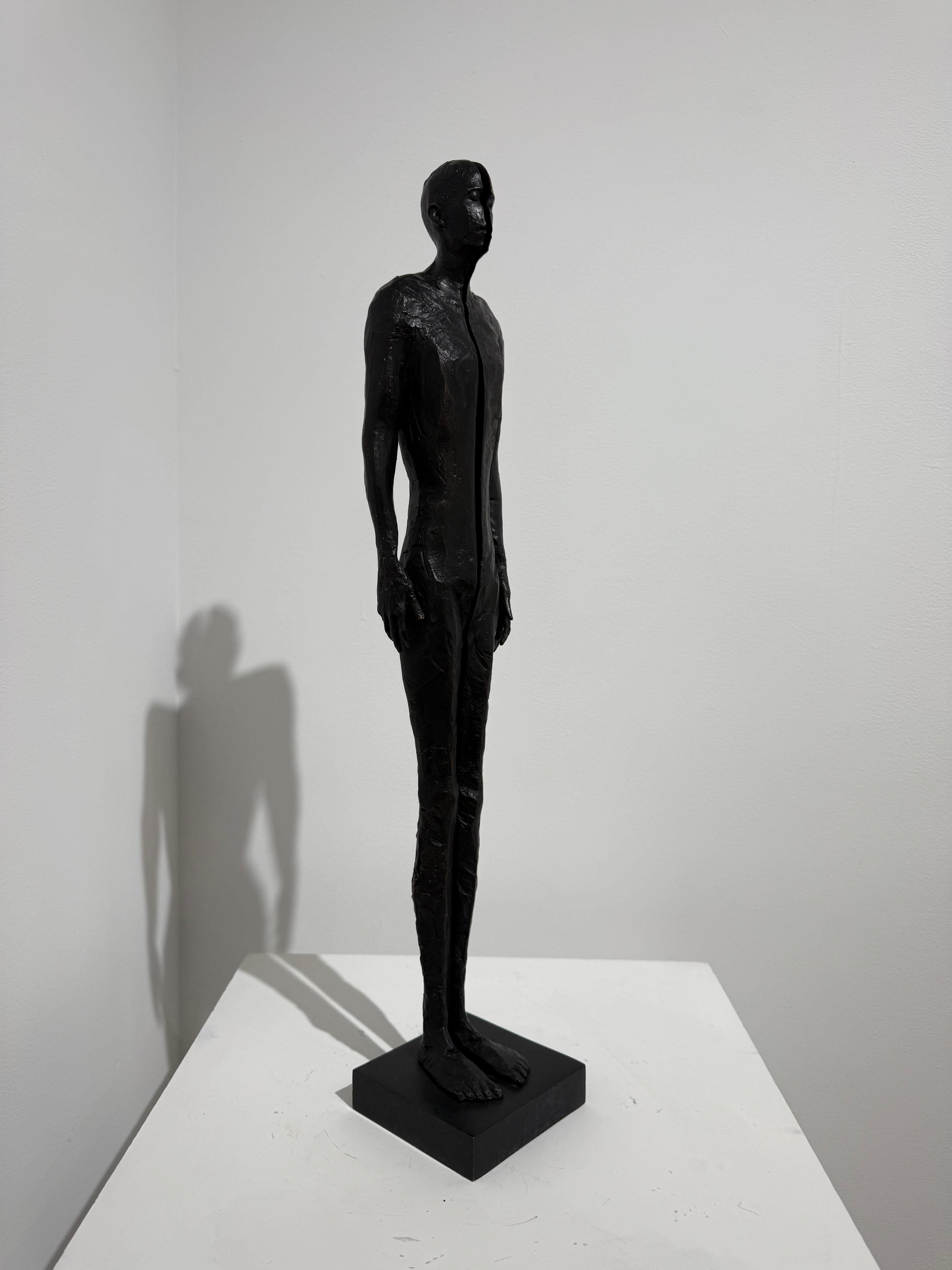 Ritorno a casa - Figurative Sculpture Oro di Johannes Nielsen
