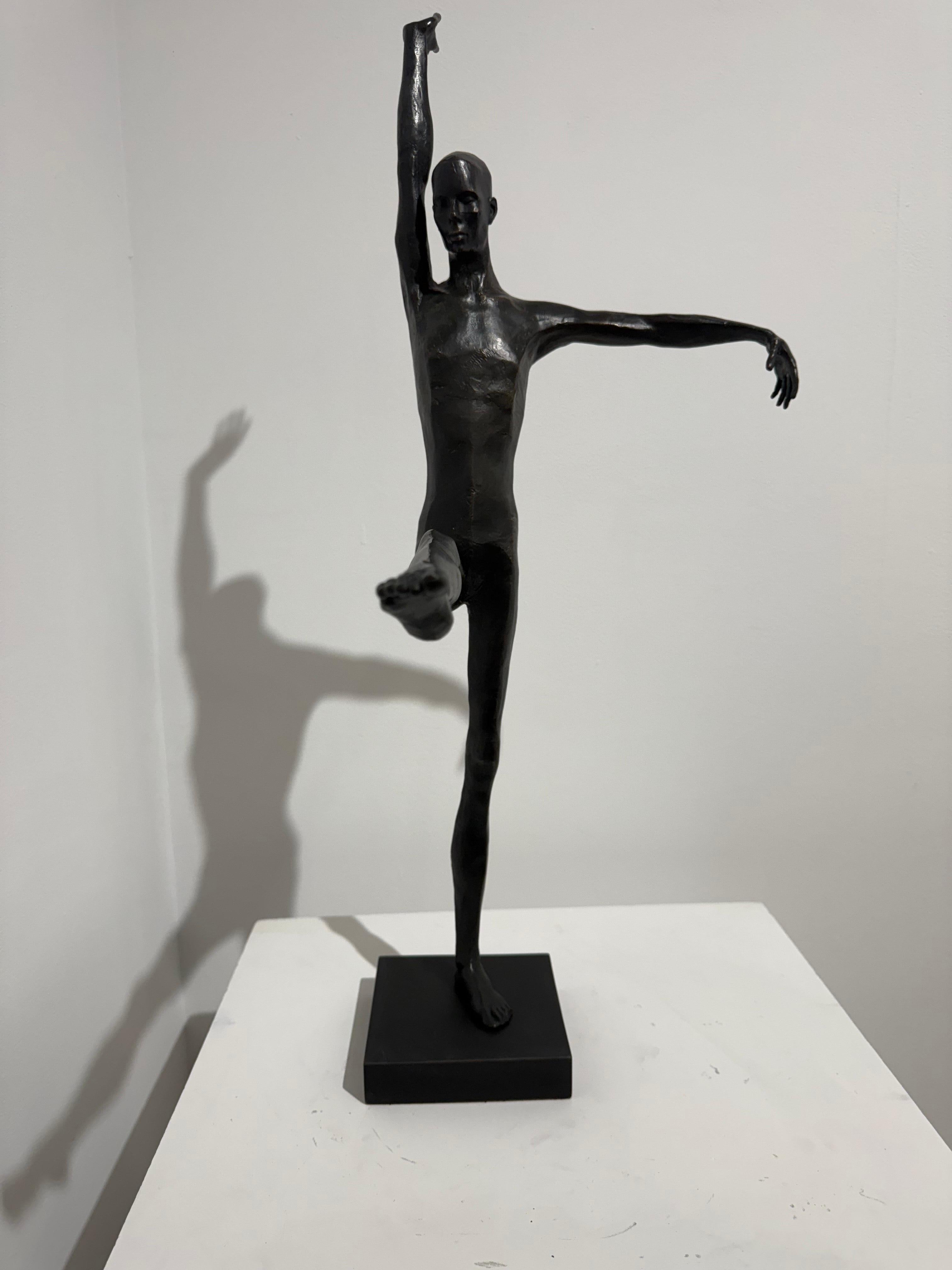 Silence - Gold Figurative Sculpture by Johannes Nielsen