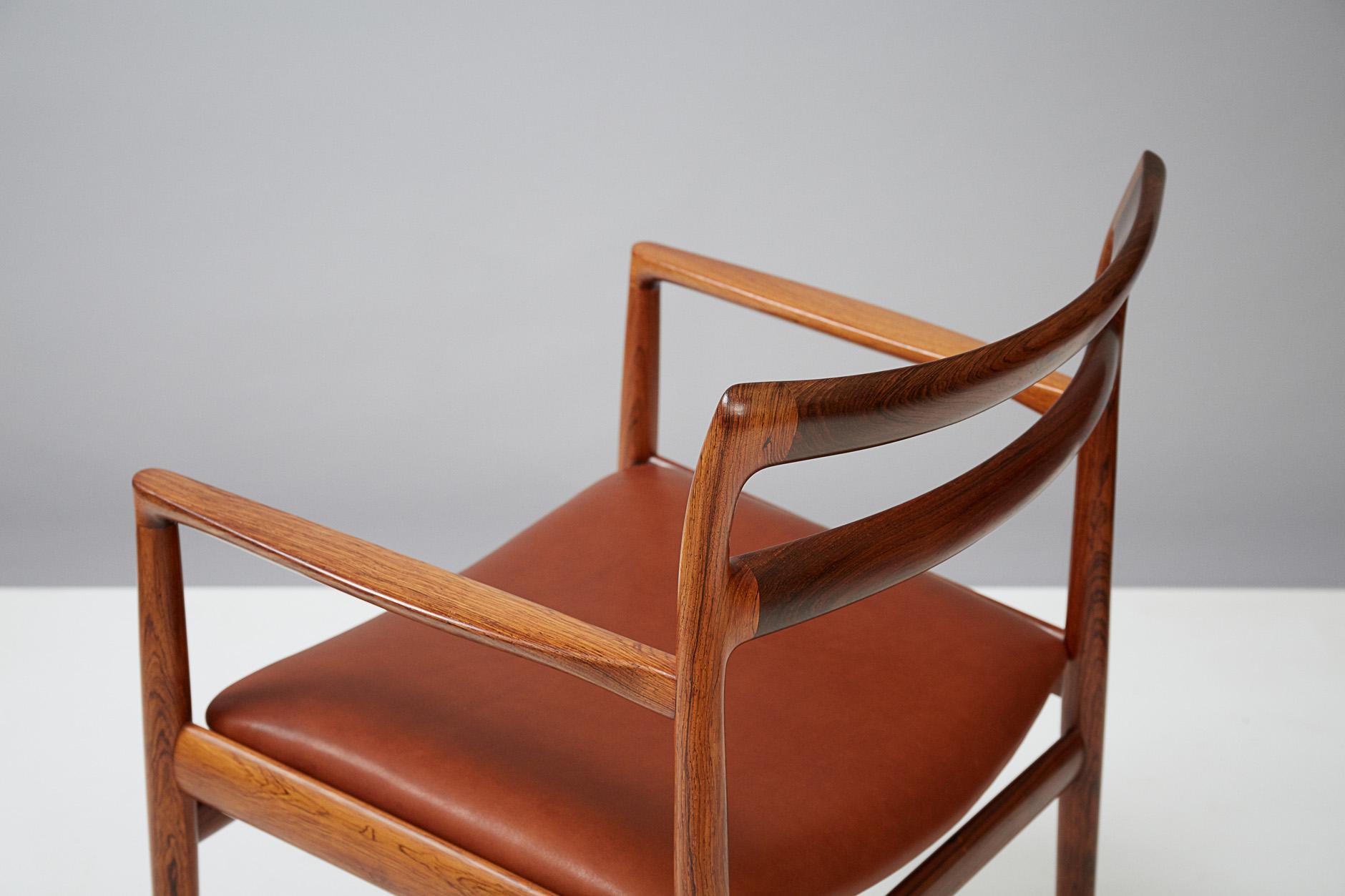 Johannes Nørgaard Pair of Rosewood Armchairs In Excellent Condition For Sale In London, GB