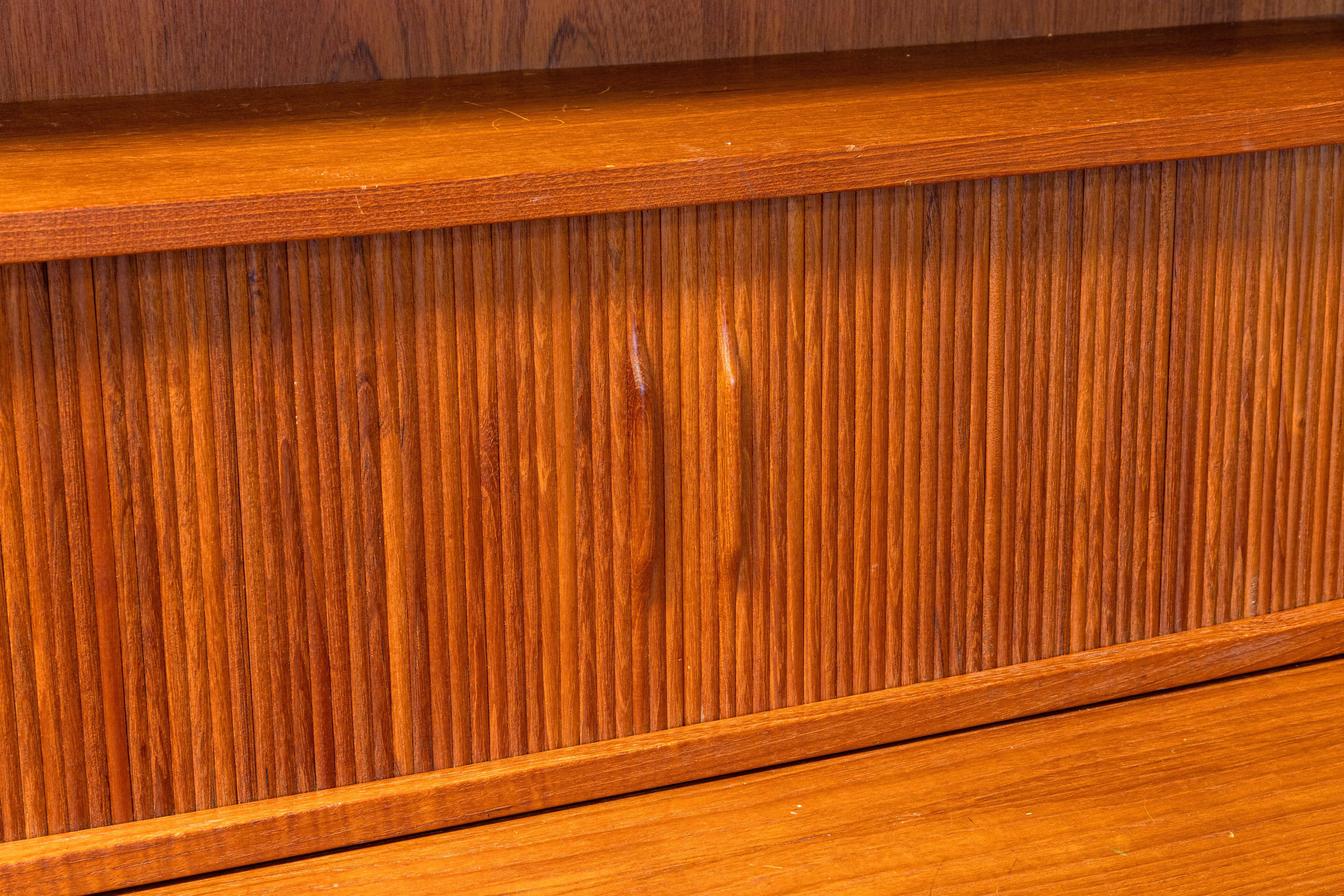 Johannes Sorth for Nexø Møbelfabrik MCM Danish Teak Bookshelf Secretary Desk In Good Condition In Keego Harbor, MI