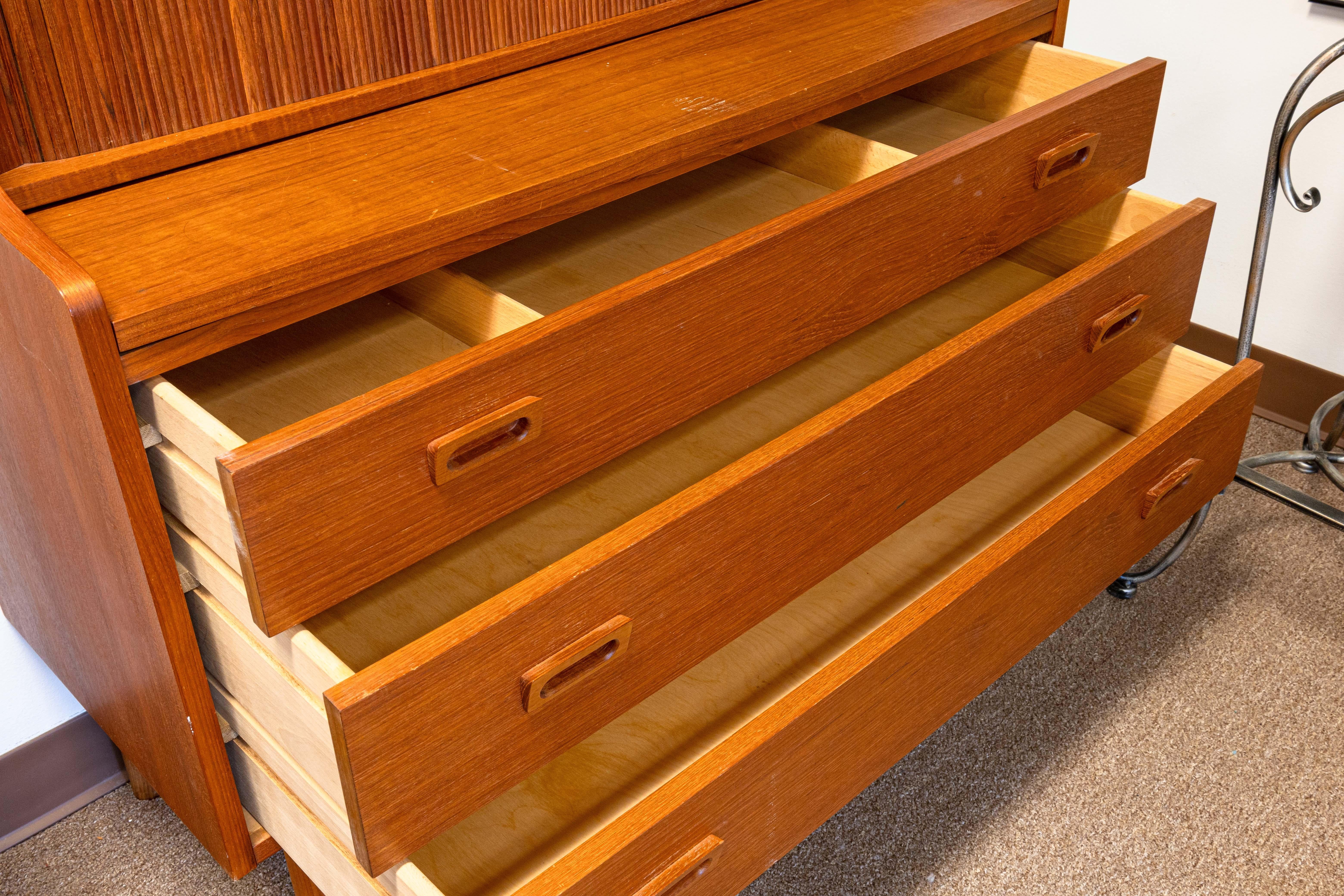 Johannes Sorth for Nexø Møbelfabrik MCM Danish Teak Bookshelf Secretary Desk 3