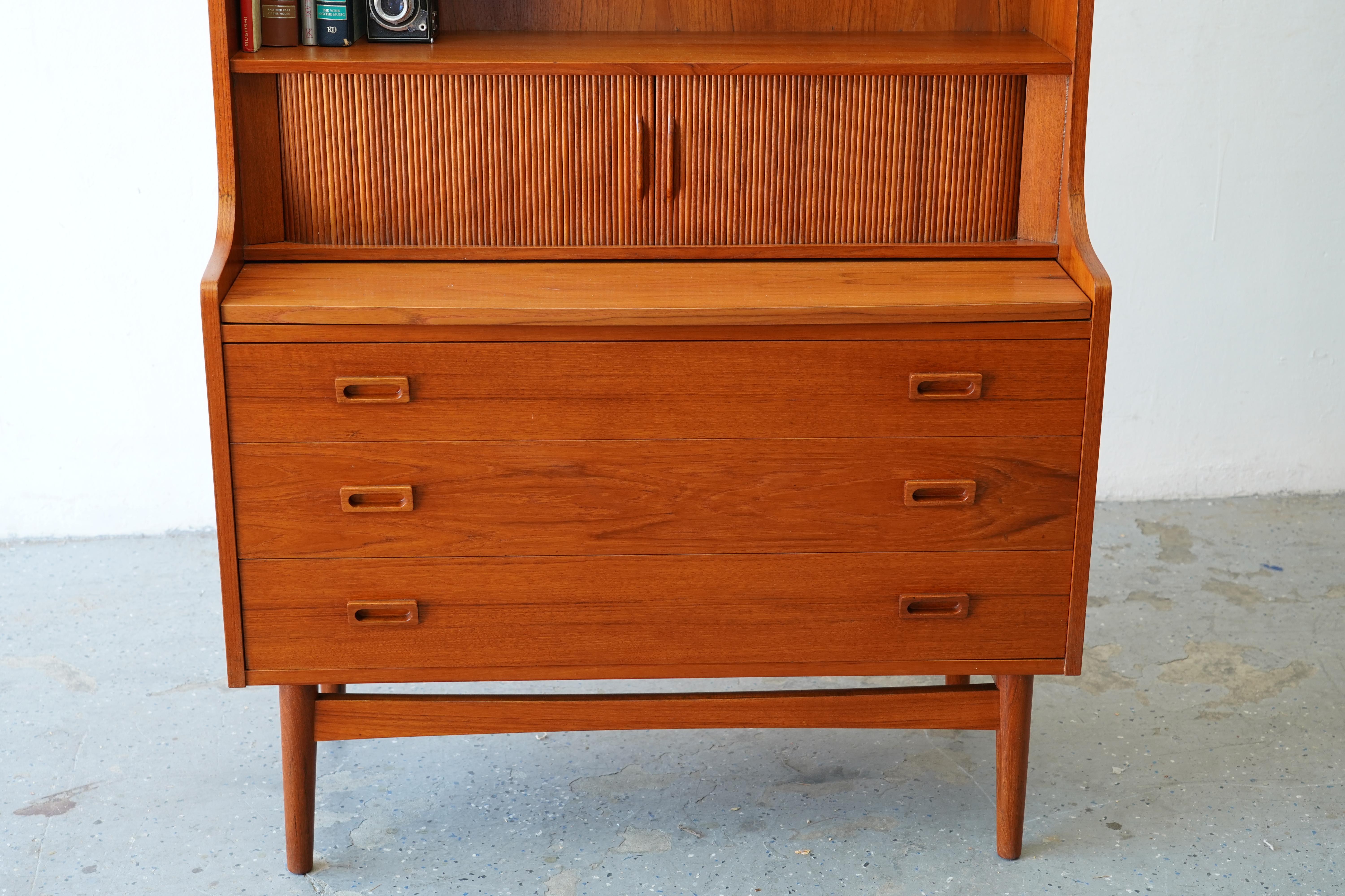Johannes Sorth for Nexø Møbelfabrik MCM Danish Teak Bookshelf Secretary Desk 3