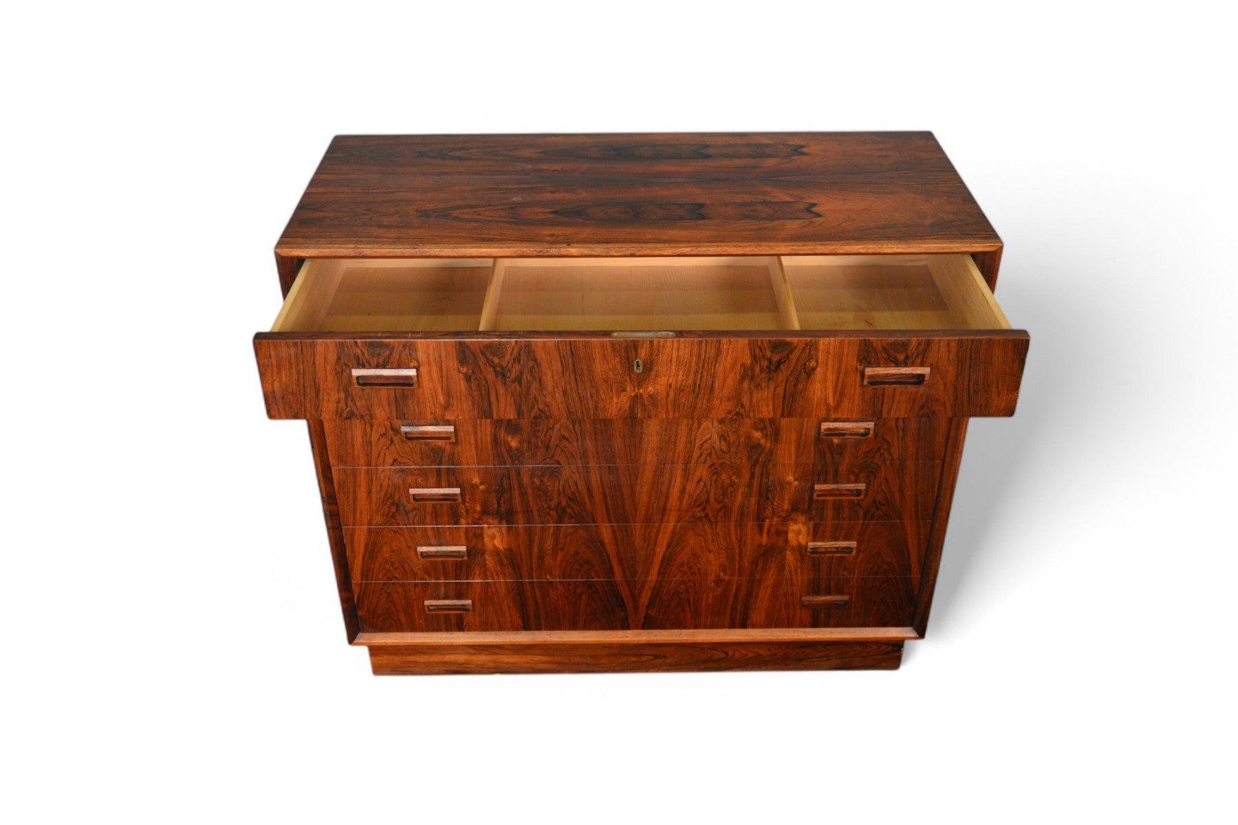 Danese Comò Highboy in palissandro su base a plinto di Johannes Sorth in vendita