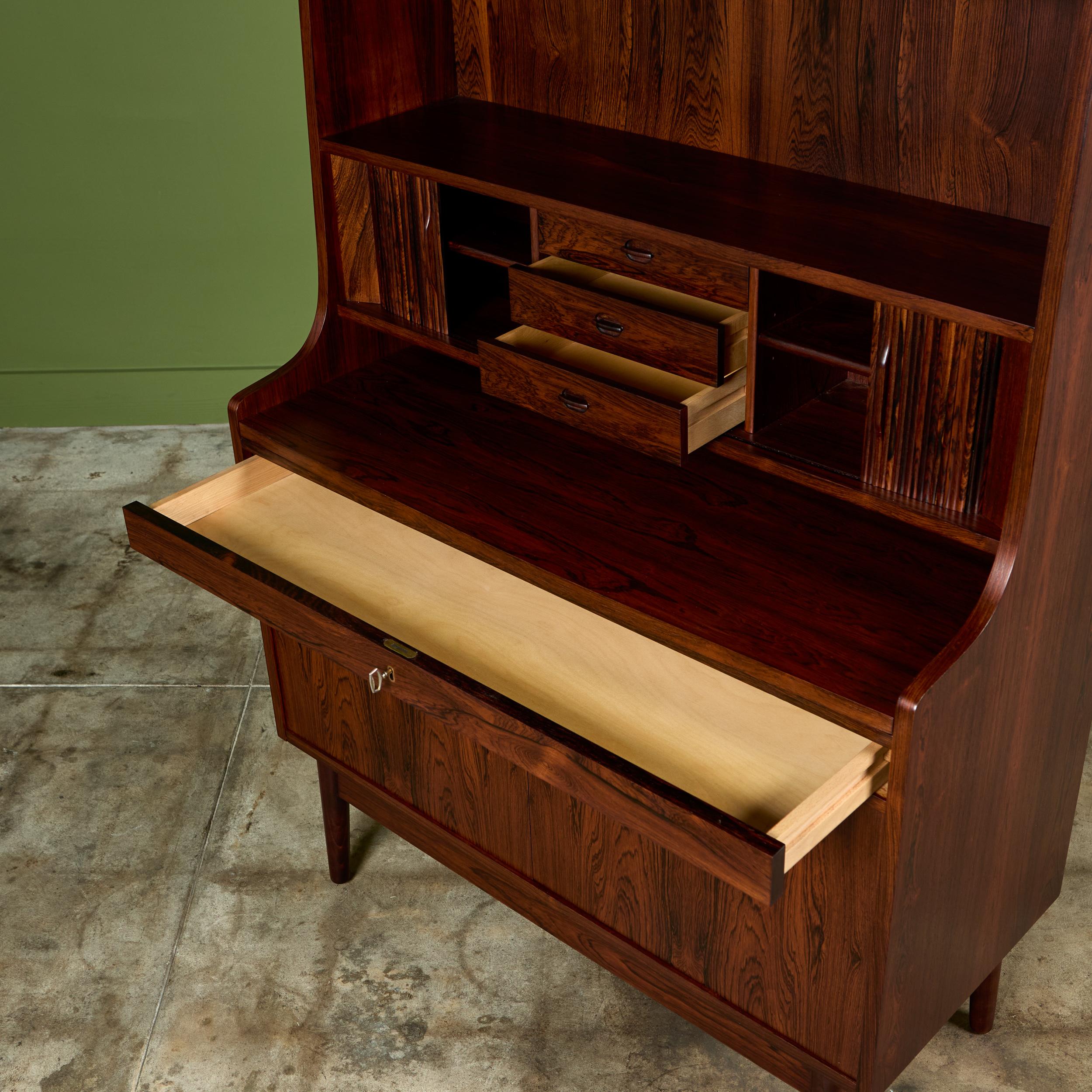 Estantería de palisandro Johannes Sorth para Bornholm Escandinavo moderno en venta