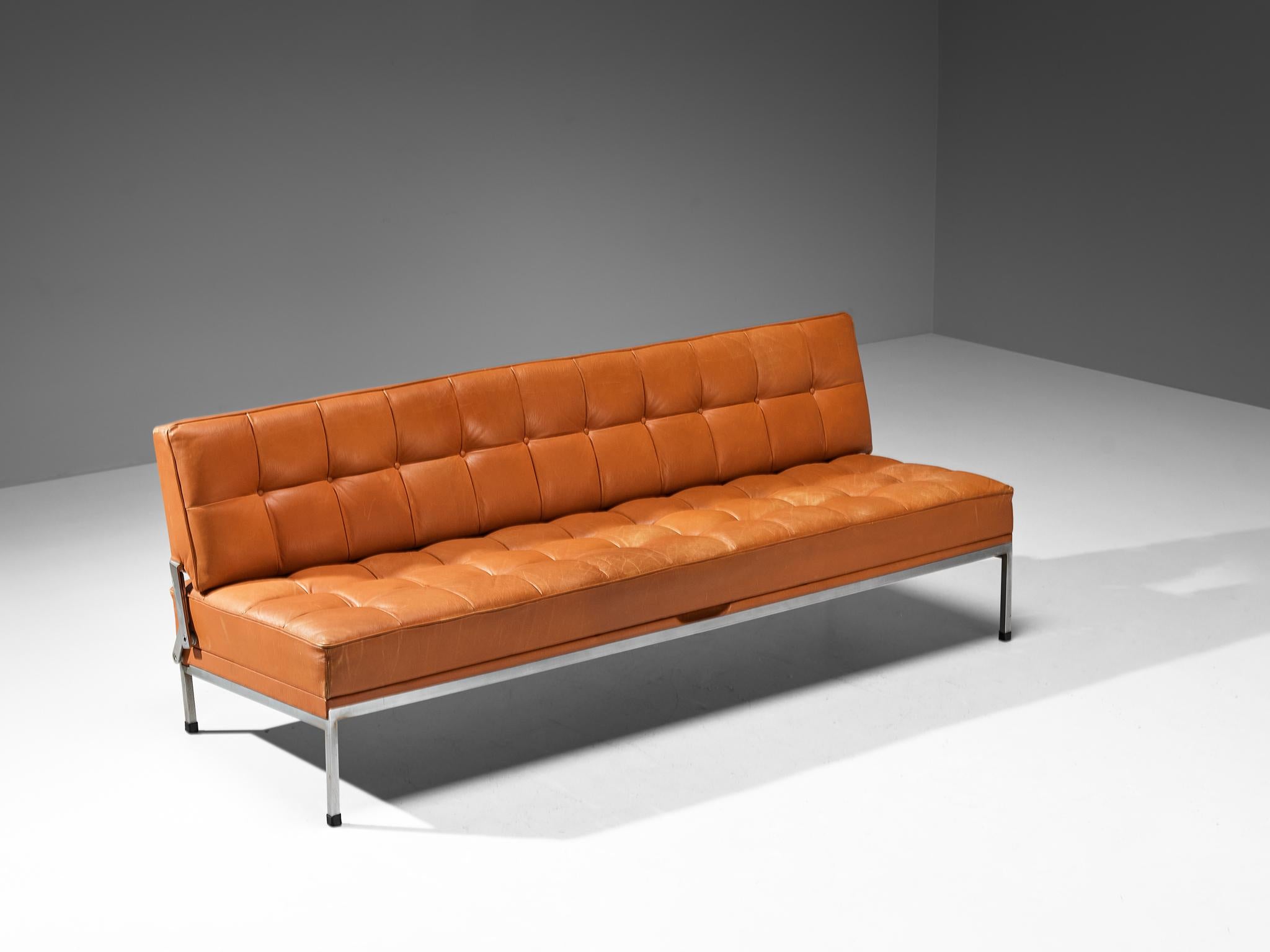 Johannes Spalt for Wittmann, sofa or daybed 'Constanze', leather, steel, Austria, 1960s

This daybed, model 'Constanze', is designed by Austrian designer Johannes Spalt in the 1960s. This piece is typical for Mid-Century Modern design. The tufted