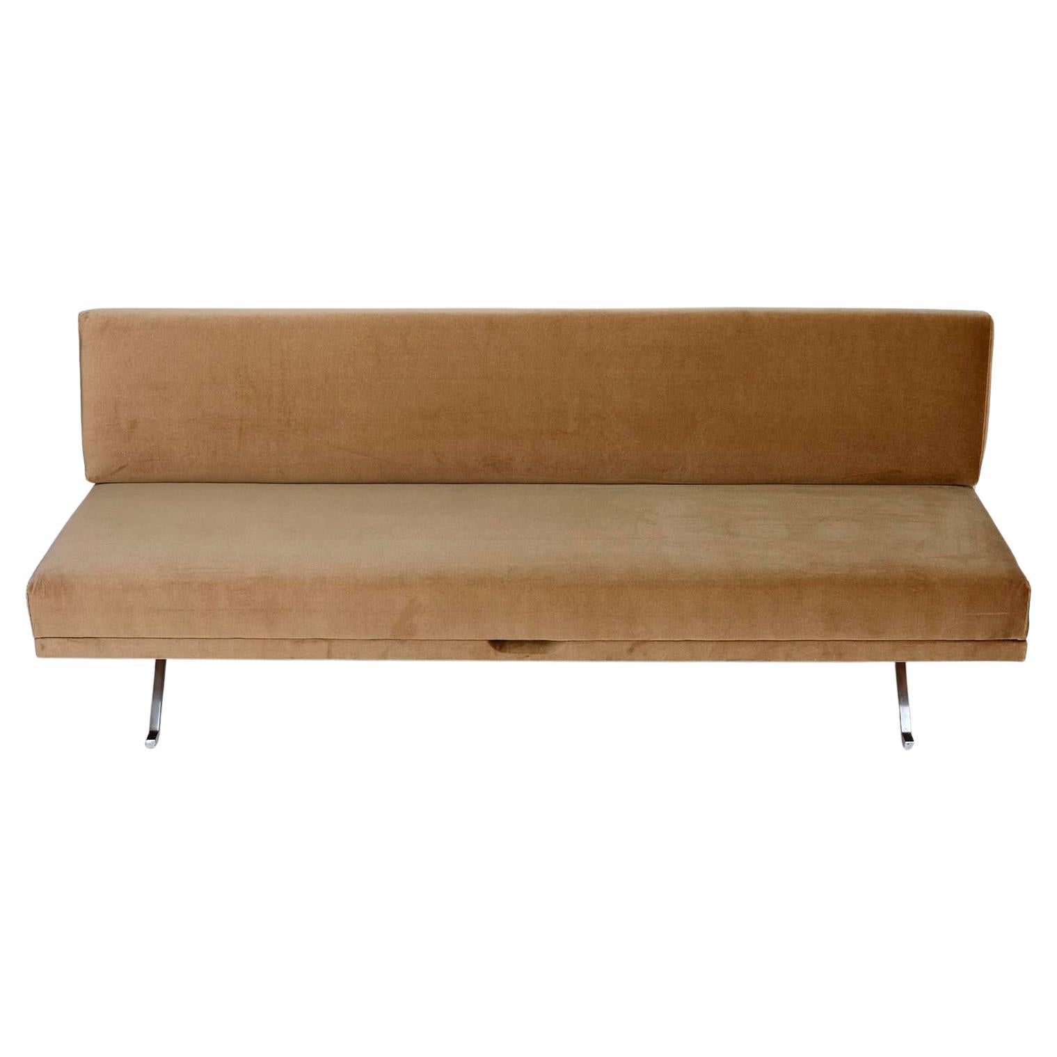 Mid-Century Modern Canapé de repos convertible 'Constanze' de Johannes Spalt pour Wittmann, velours beige, 1970 en vente