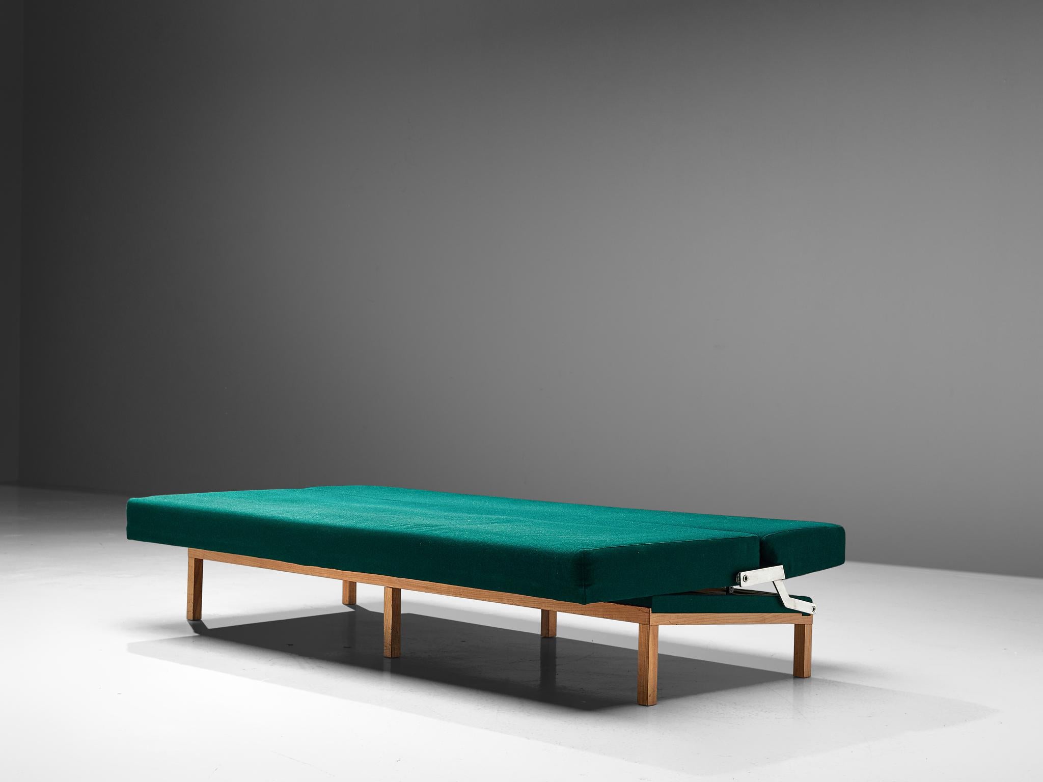 Johannes Spalt „Constanze“ Tagesbett mit grüner Polsterung  (Moderne der Mitte des Jahrhunderts) im Angebot