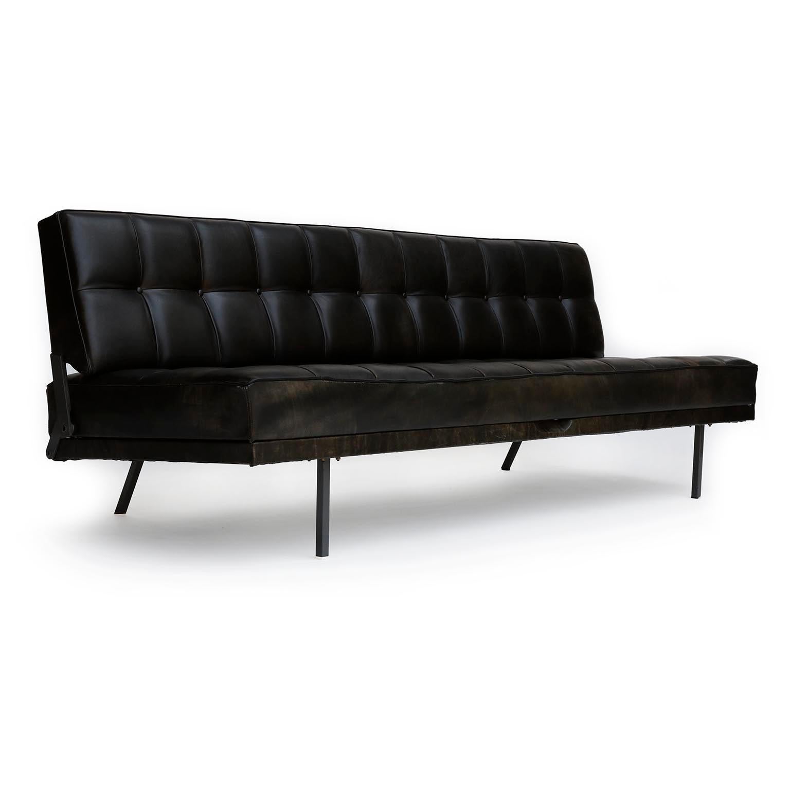 constanze daybed