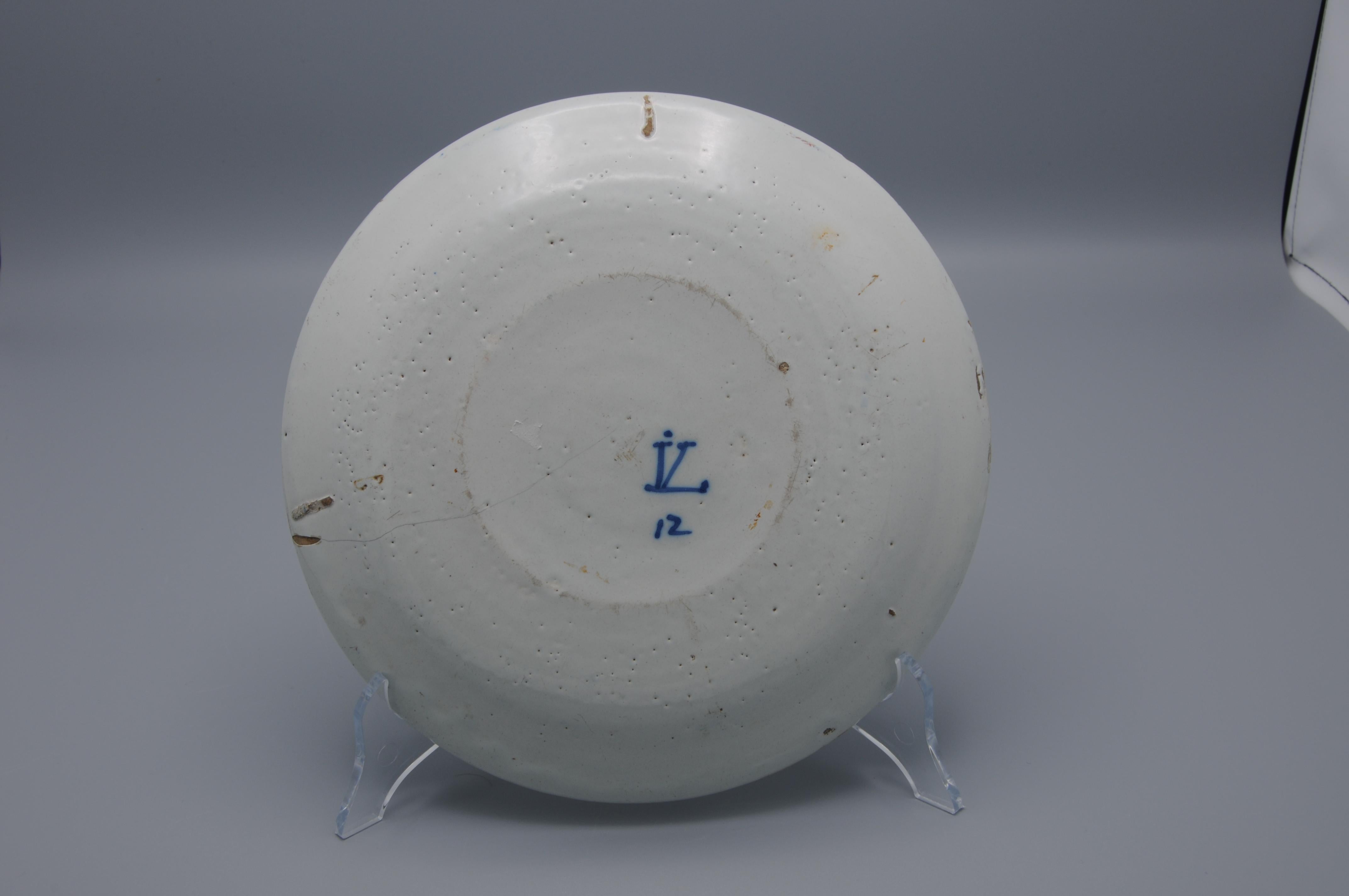 Johannes van Lockhorst, Assiette polychrome de Delft - début du 18e siècle en vente 1