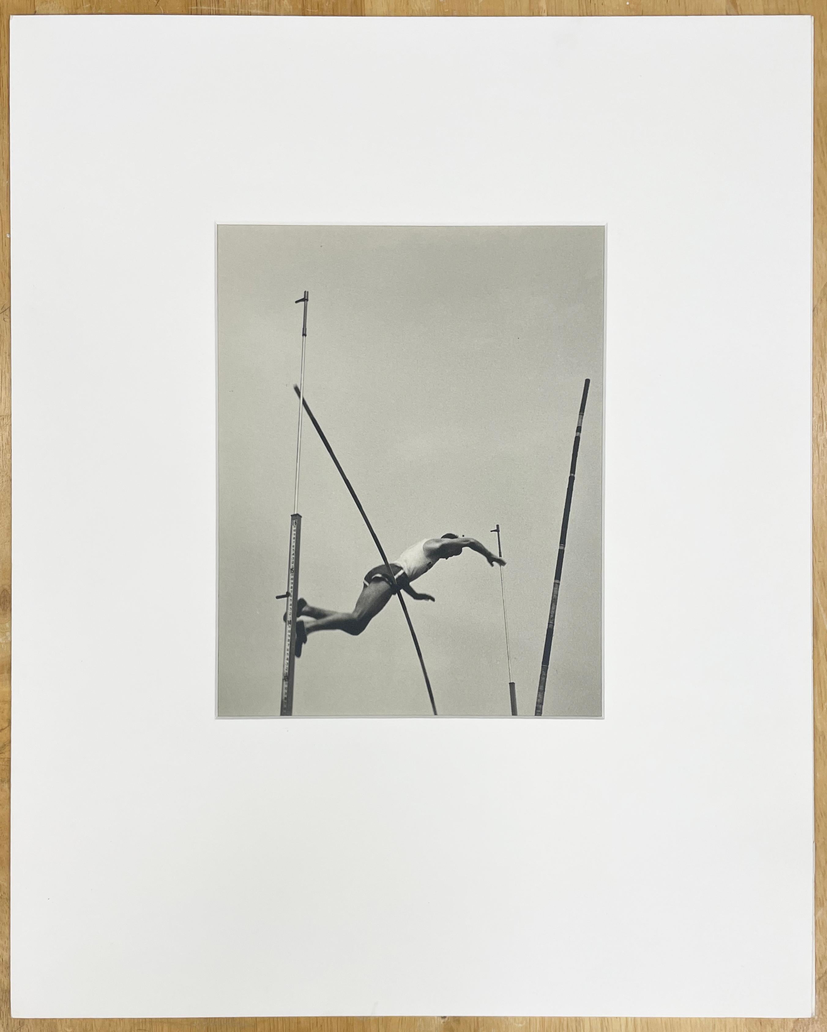 Randall's Island, Día del Deporte Obrero - Fotografía de Época, Deporte, Atleta - Photograph de John Albok